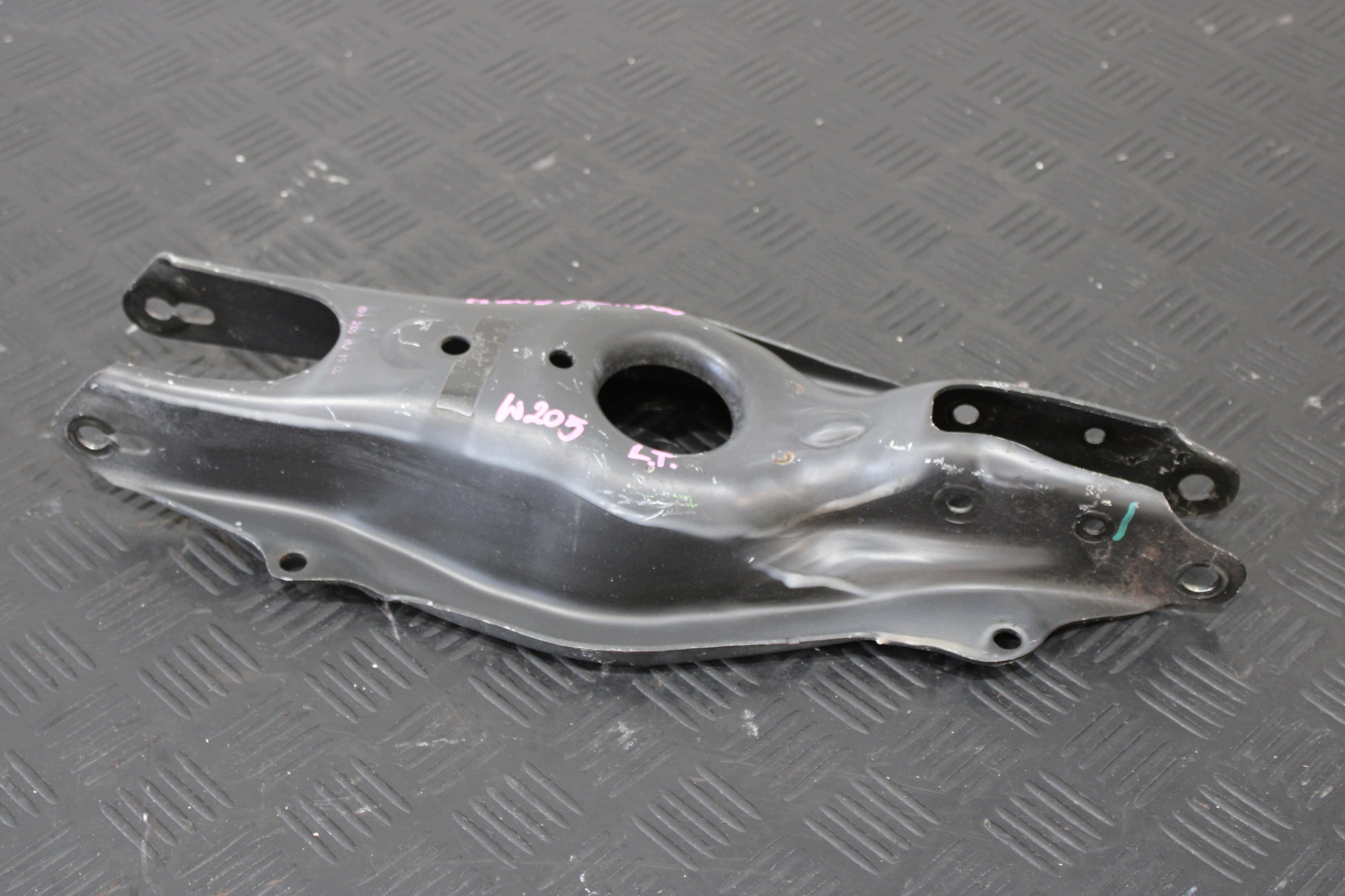 Querlenker links heck A2053521900 MERCEDES C-KLASA W205