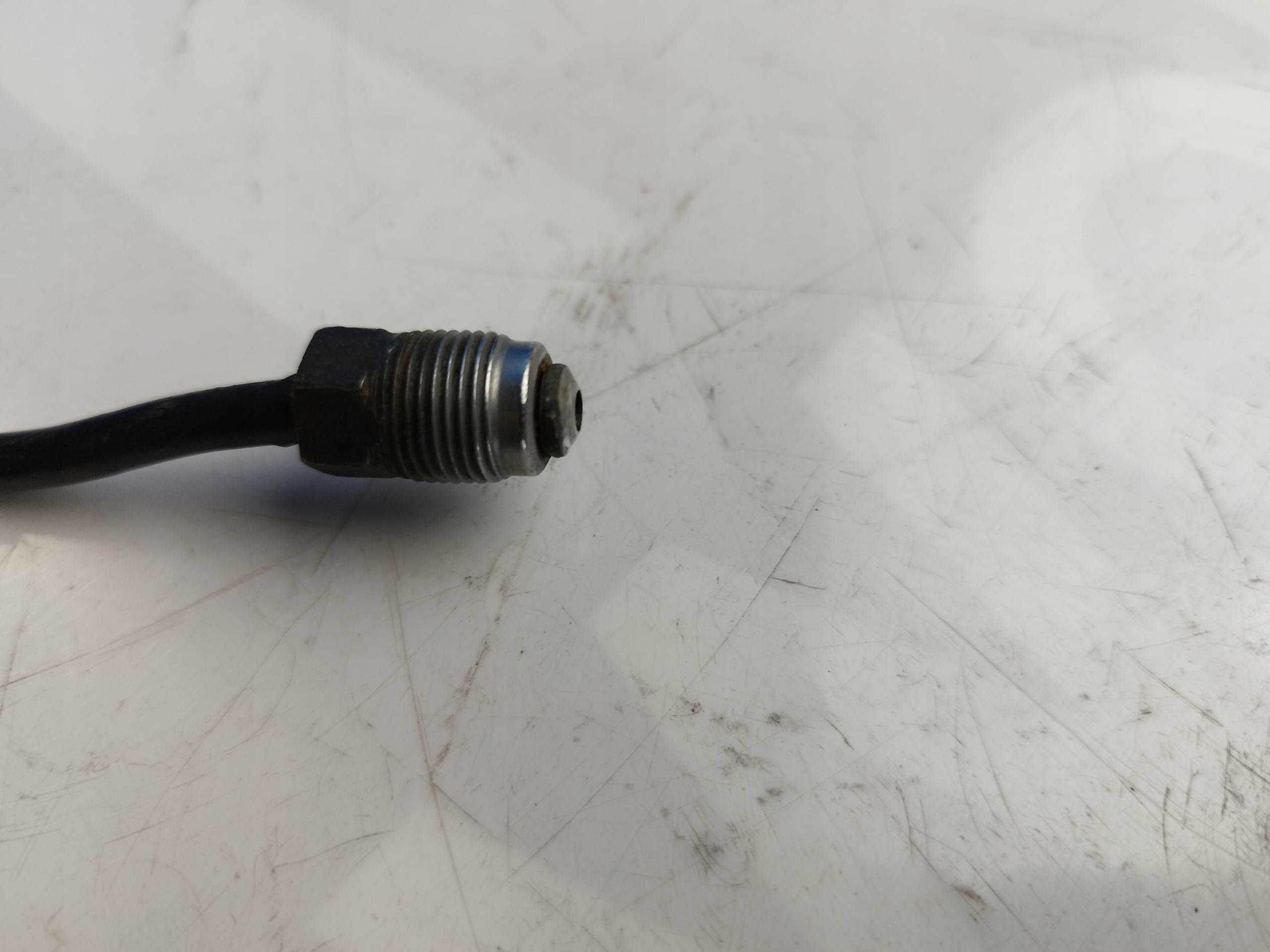 7L0614724C тормозной шланг Audi