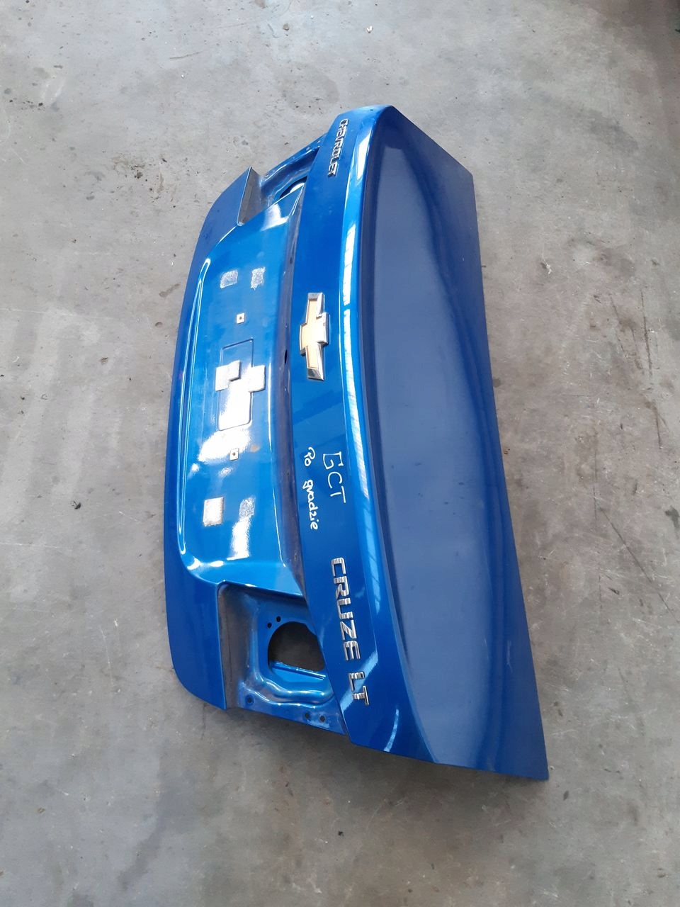 trunk door boot Chevrolet Cruze sedan GCT