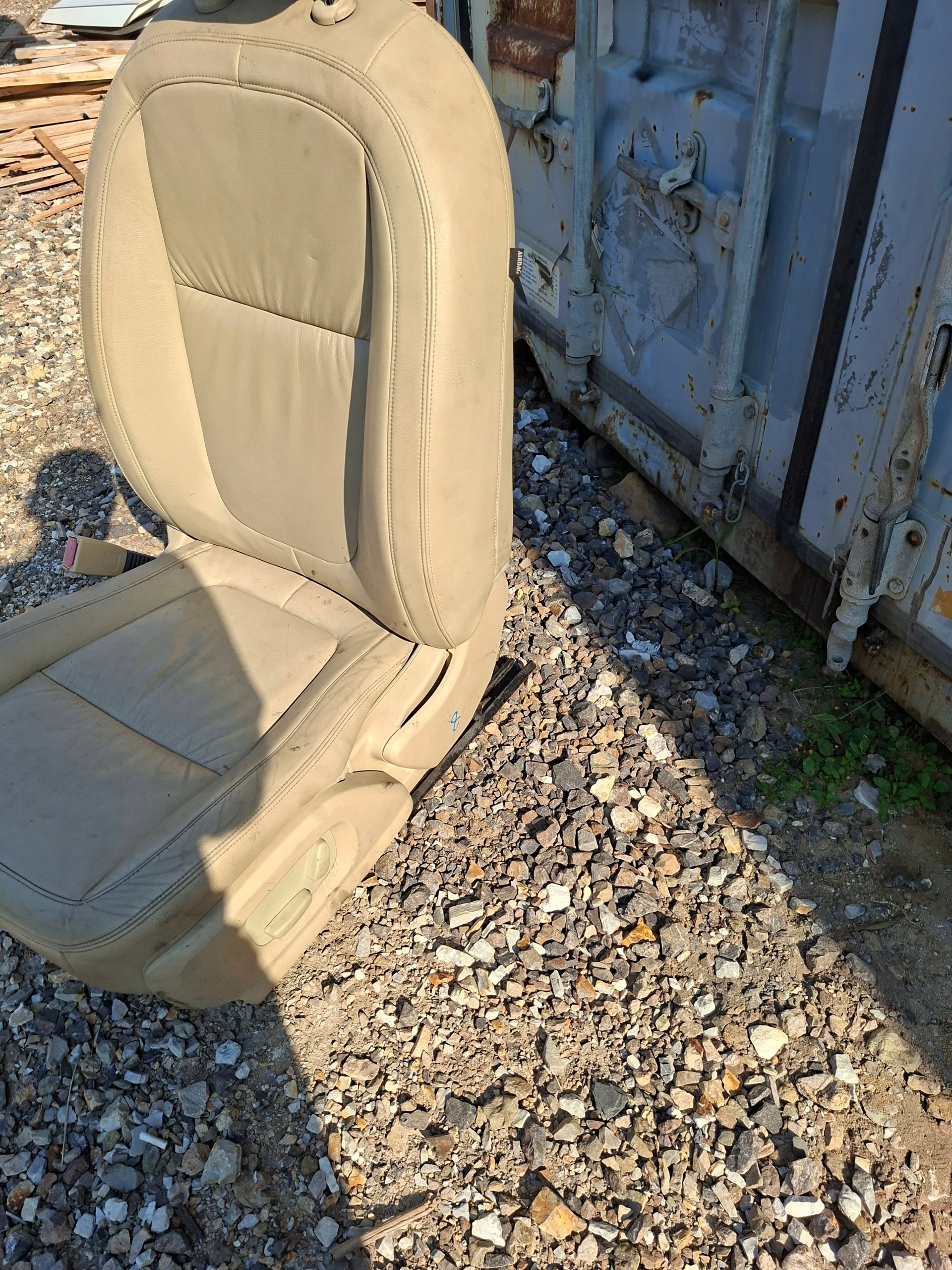 seat front left front JAGUAR XF X250 jasna leather
