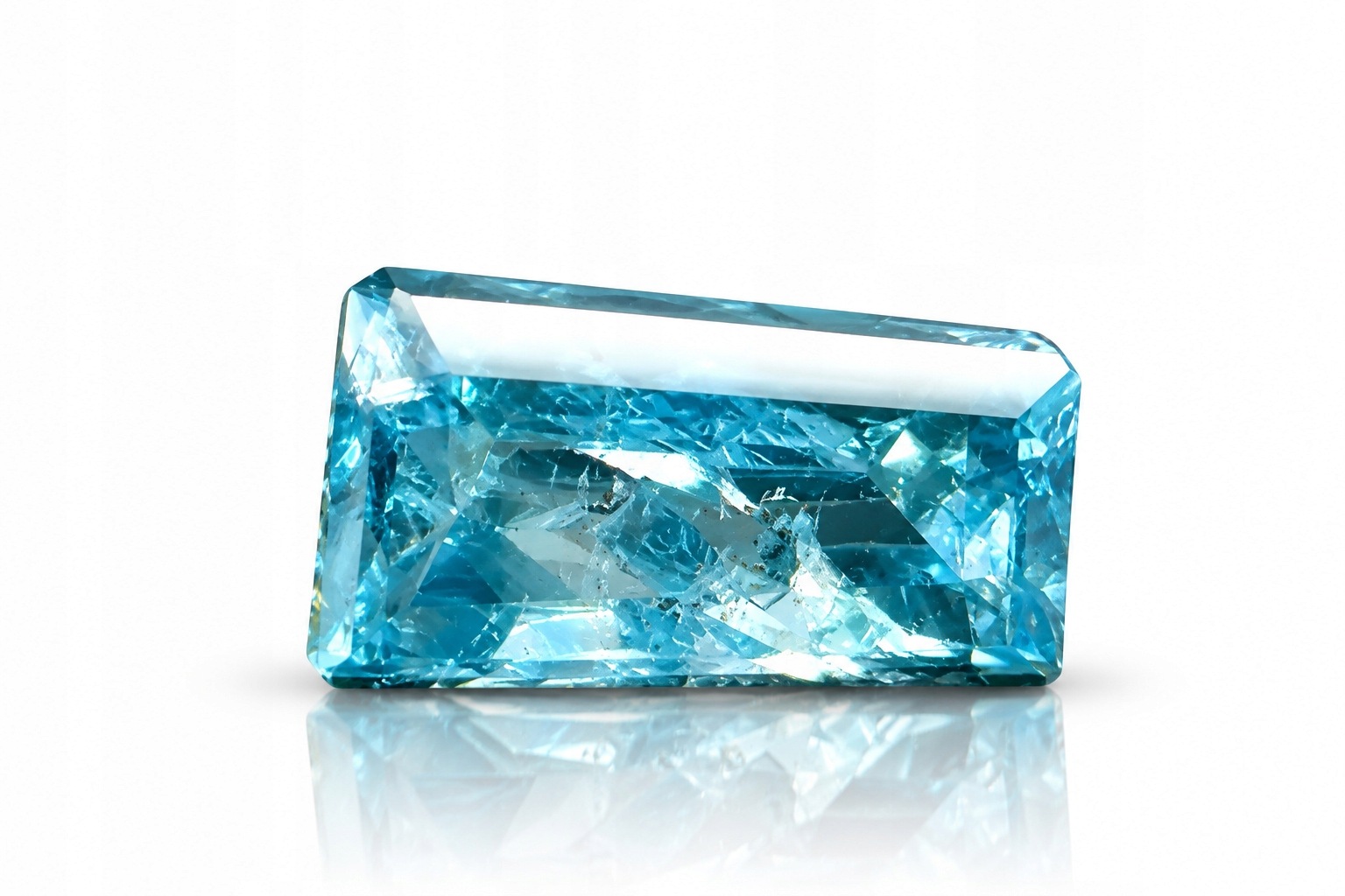 Přírodní diamant 0.04 ct modrá bageta certifikát Wbd