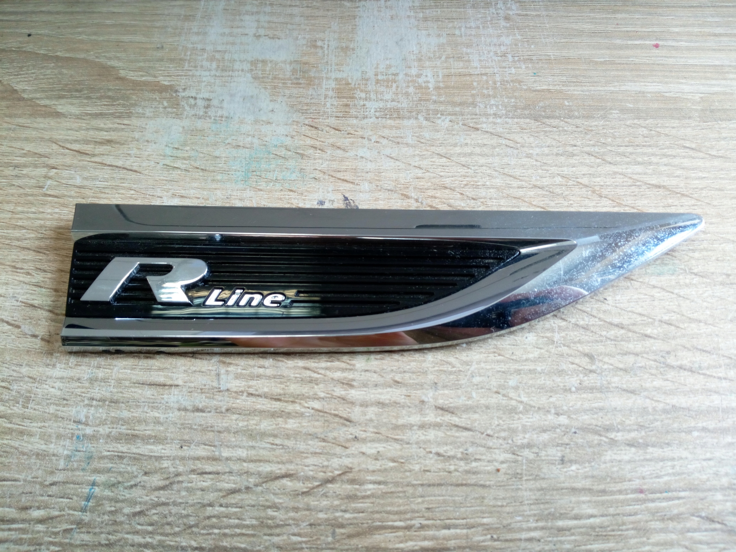 EMBLEMAT LOGO ZNACZEK VW T-ROC ORYG.*