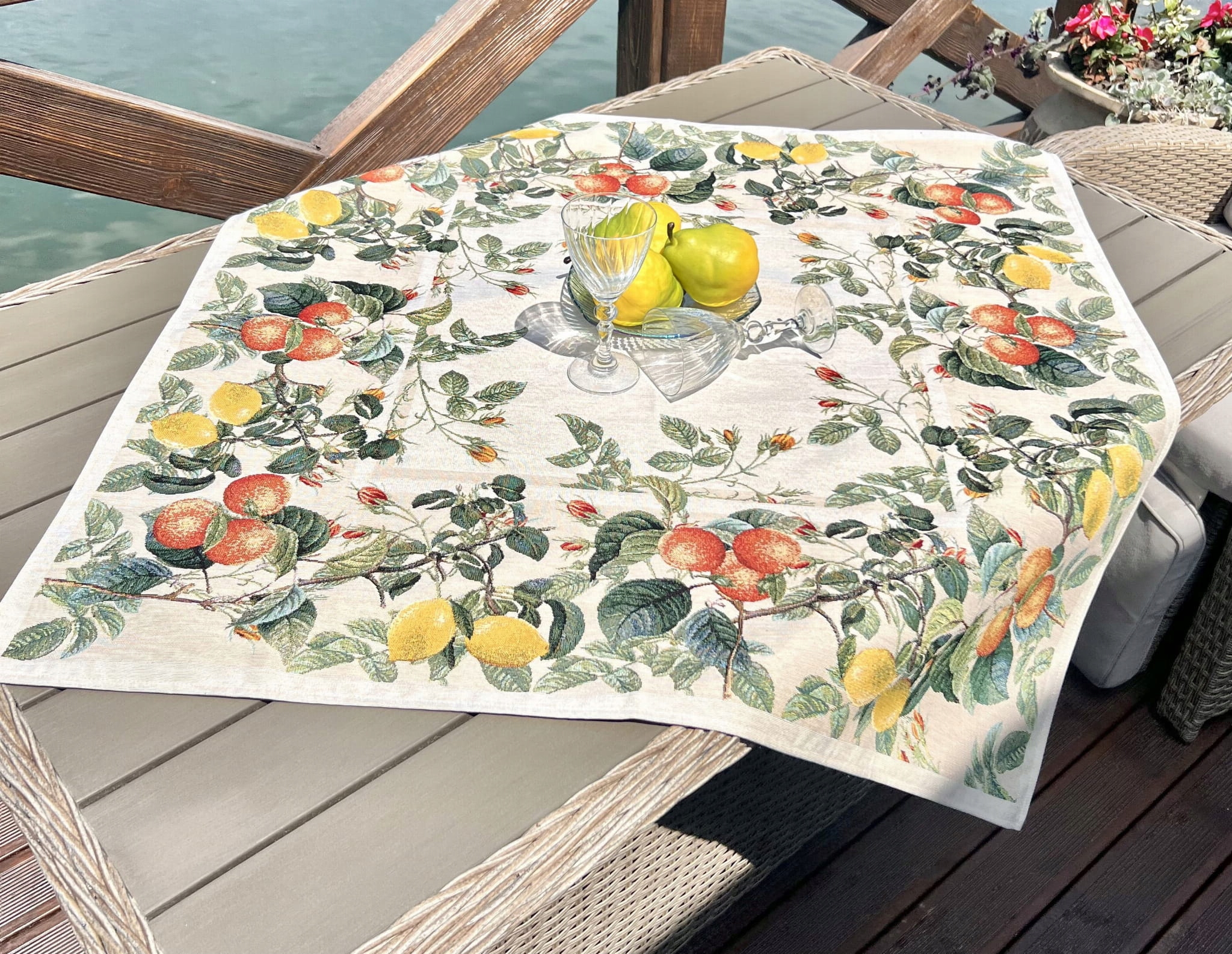 Ubrus z tapiserie(strojově tkaný) ALBERSI-100, 97x100 cm