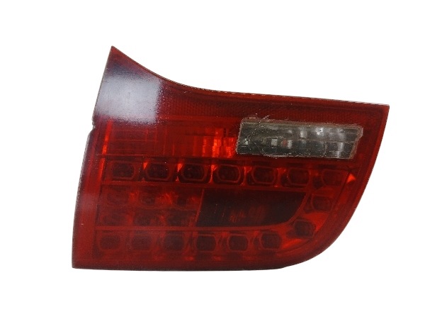 AUDI A6 C6 KOMBI AVANT light right rear part trunk door LED
