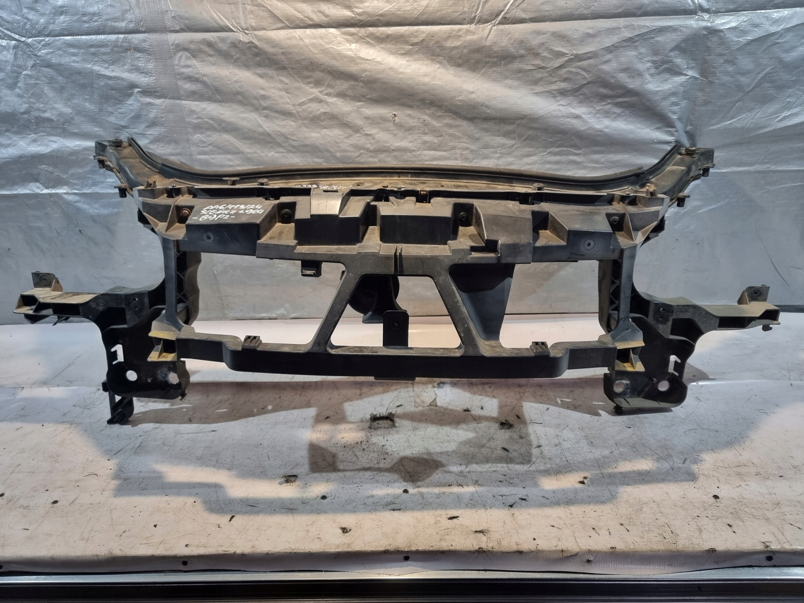 support panel for radiators OE 8200140174 RENAULT SCENIC II 1.9 DCI 05r