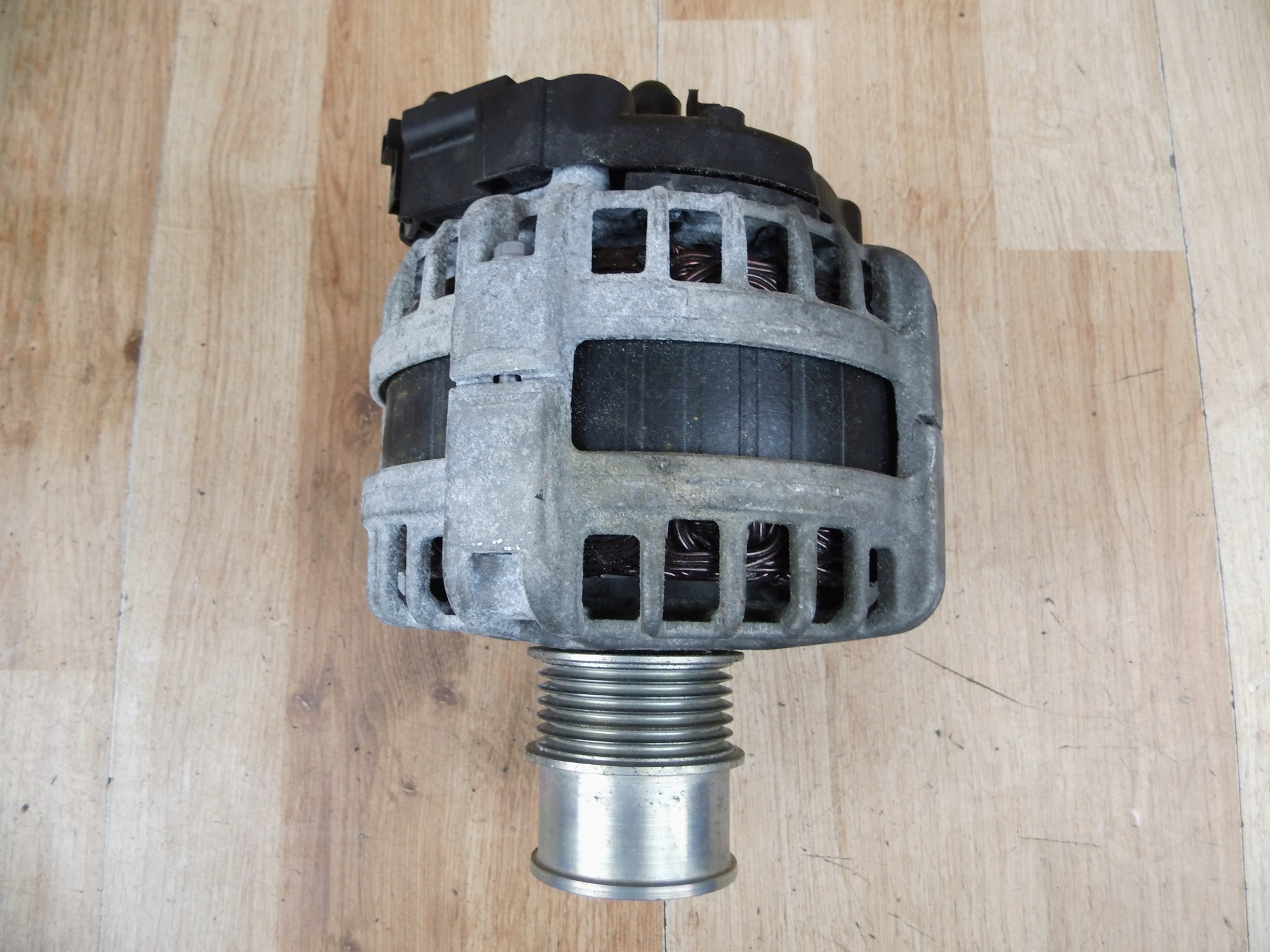 VW Skoda Seat Audi 1.0 TSI lichtmaschine 05E903027B