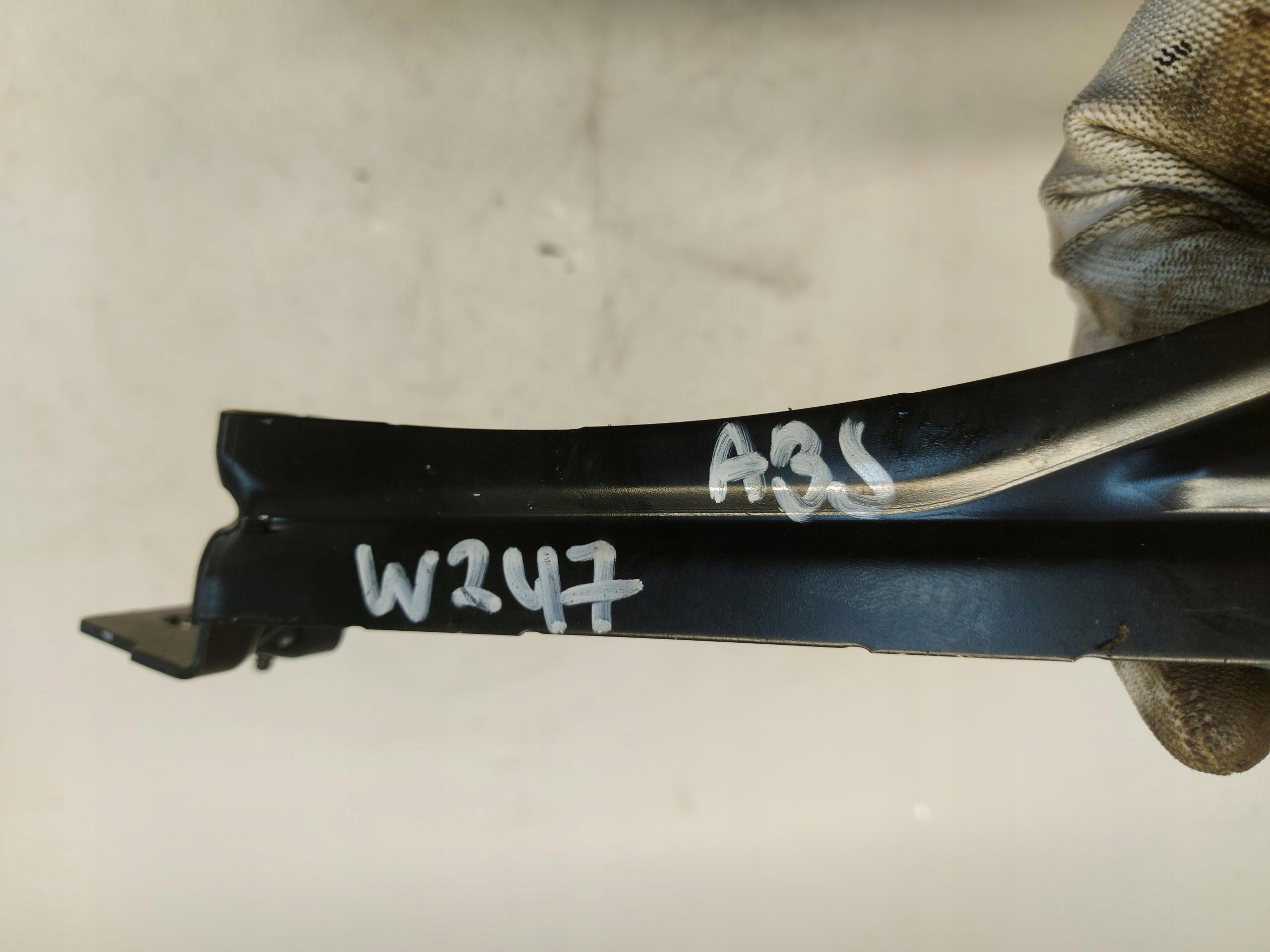 MERCEDES W247 B-CLASSA CONSOLE SUPPORT PLAQUE POMPY ABS A1774303400