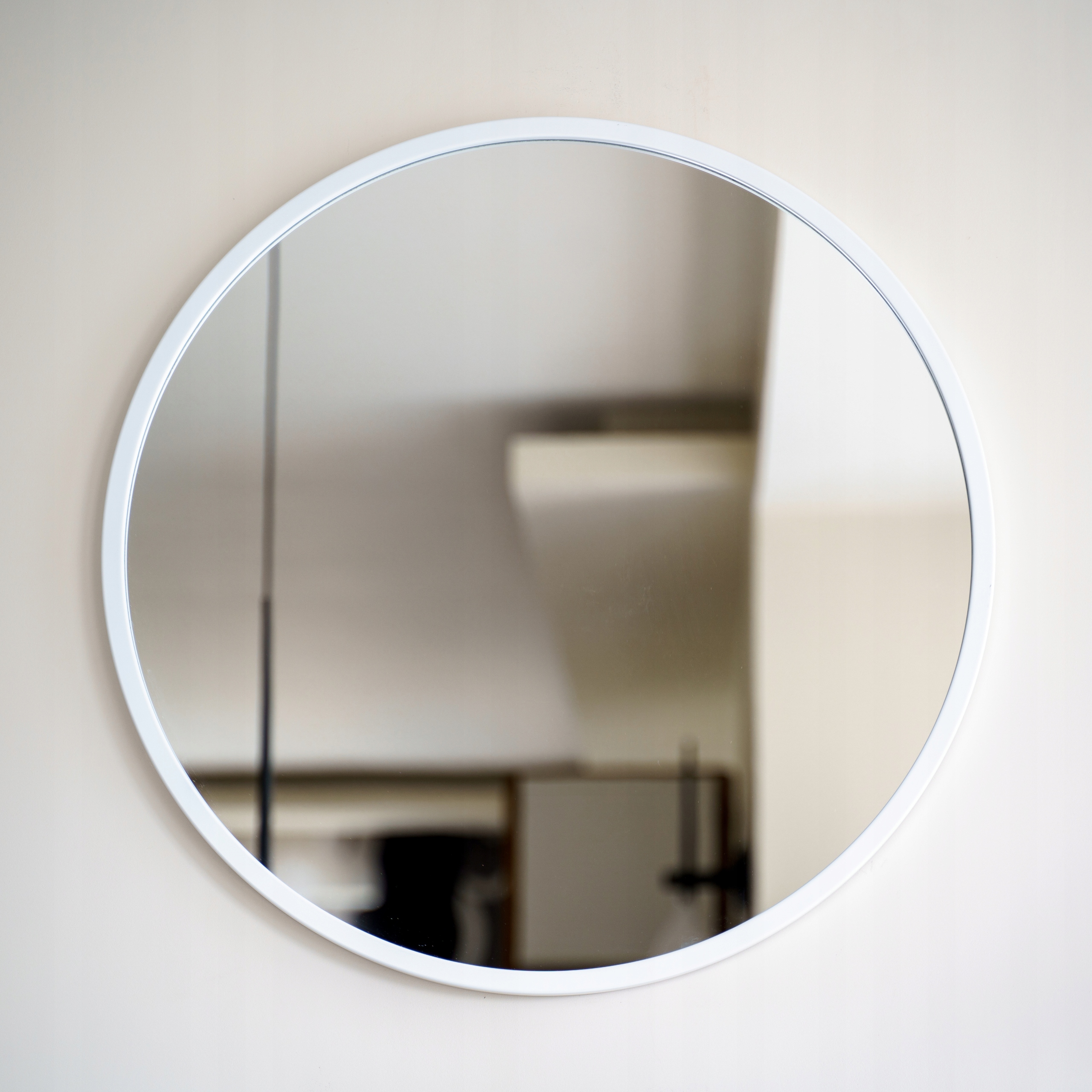 LUSTRO OKRĄGŁE BIAŁE W RAMIE ŁAZIENKOWE 90 CM LOFT Typ lustra ścienne