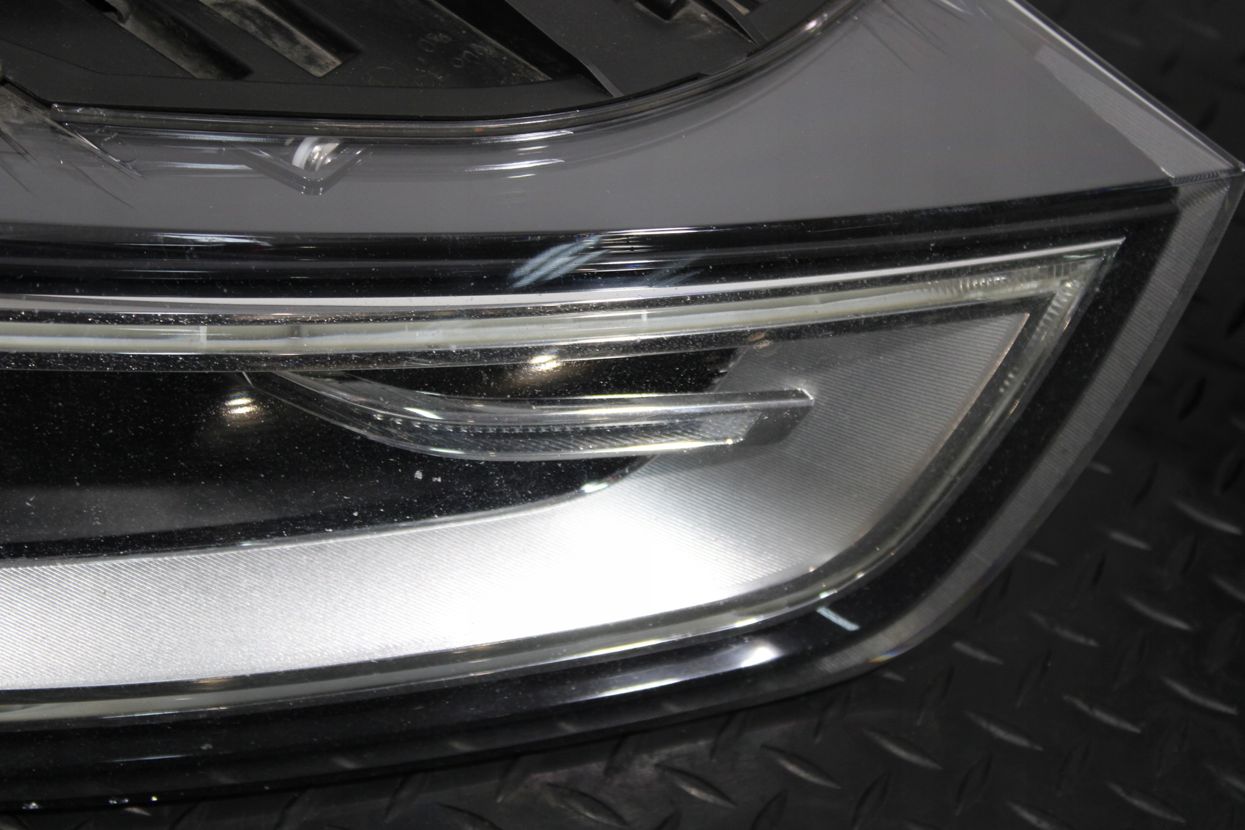 lights front LED AUDI Q3 8U0 8U S-LINE 8U0941006 8U0941005