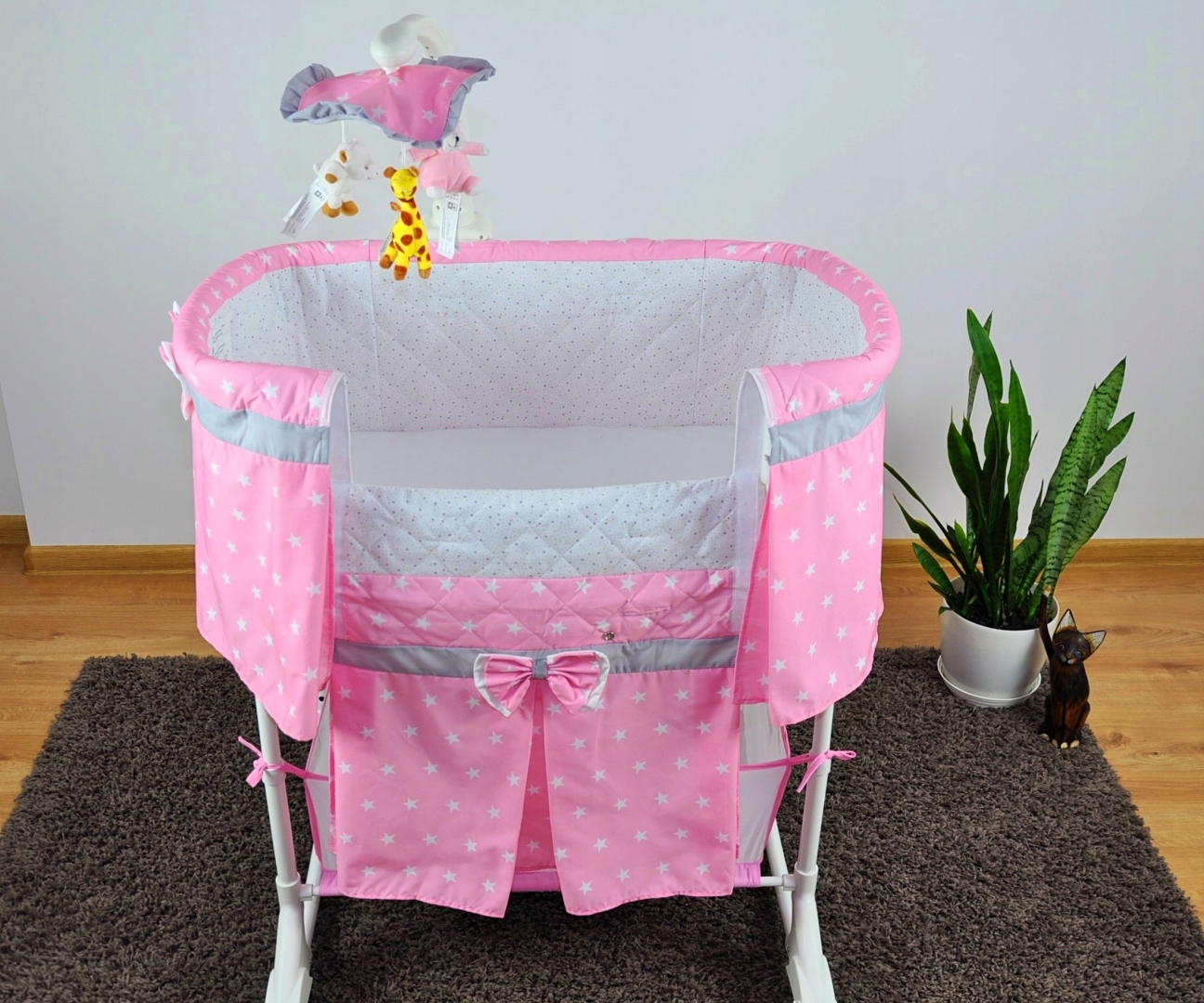 Kołyska z pilotem SIMPLE GRAY Cechy dodatkowe z baldachimem z kółkami z materacem z płozami