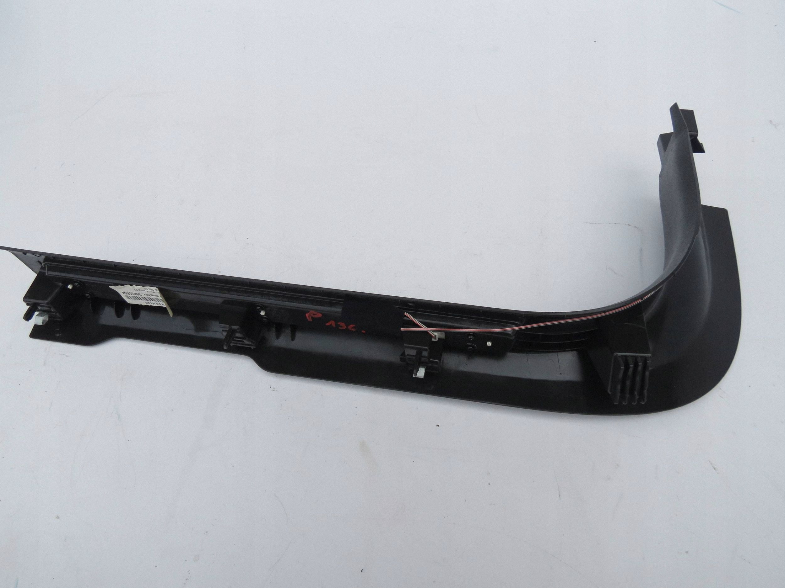cap threshold right front VOLVO V90 CROSS COUNTRY 31377617