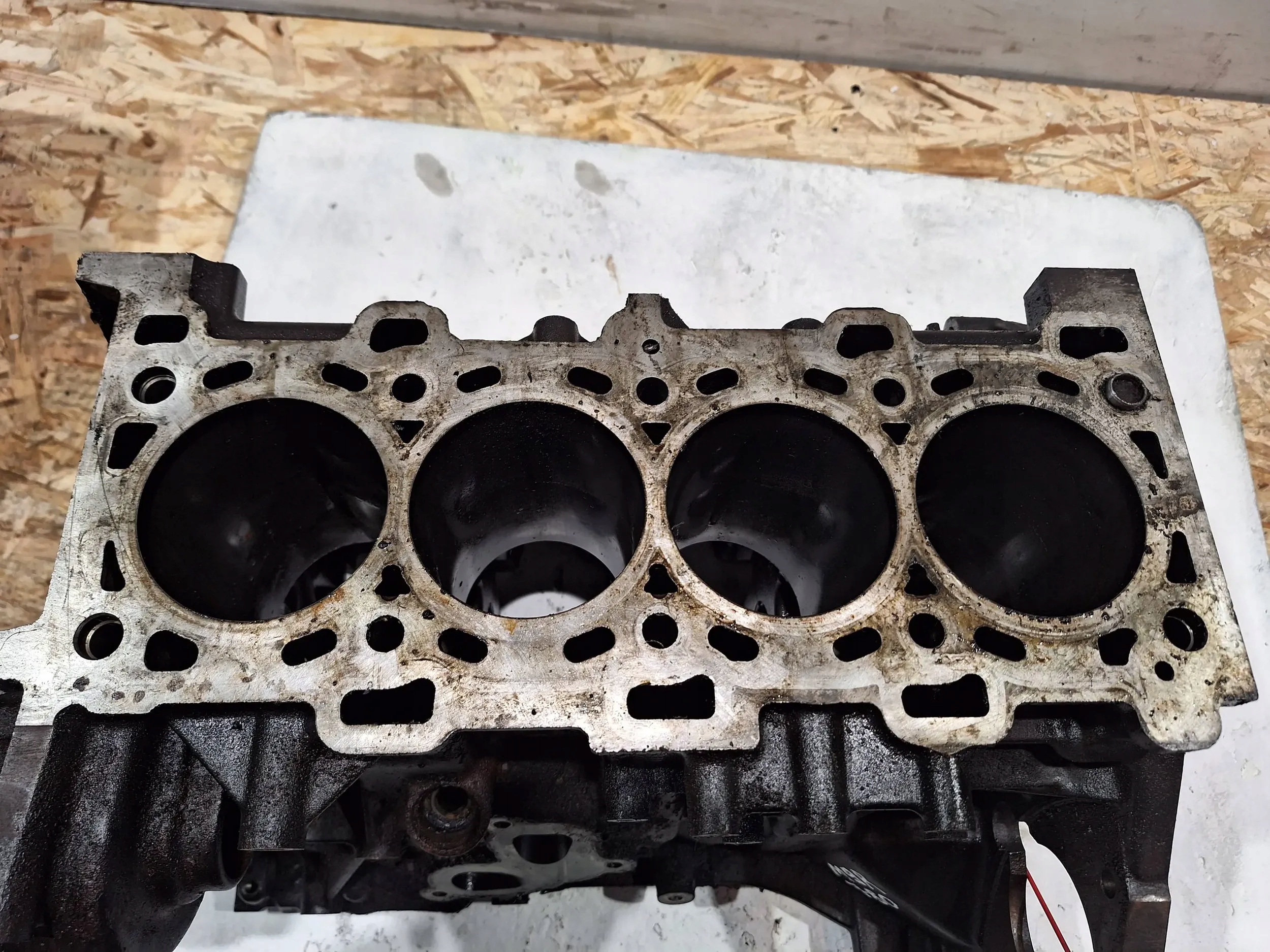 Blok silnika M9 R780 Renault Trafic II 2.0 DCi 06- Typ samochodu Samochody dostawcze