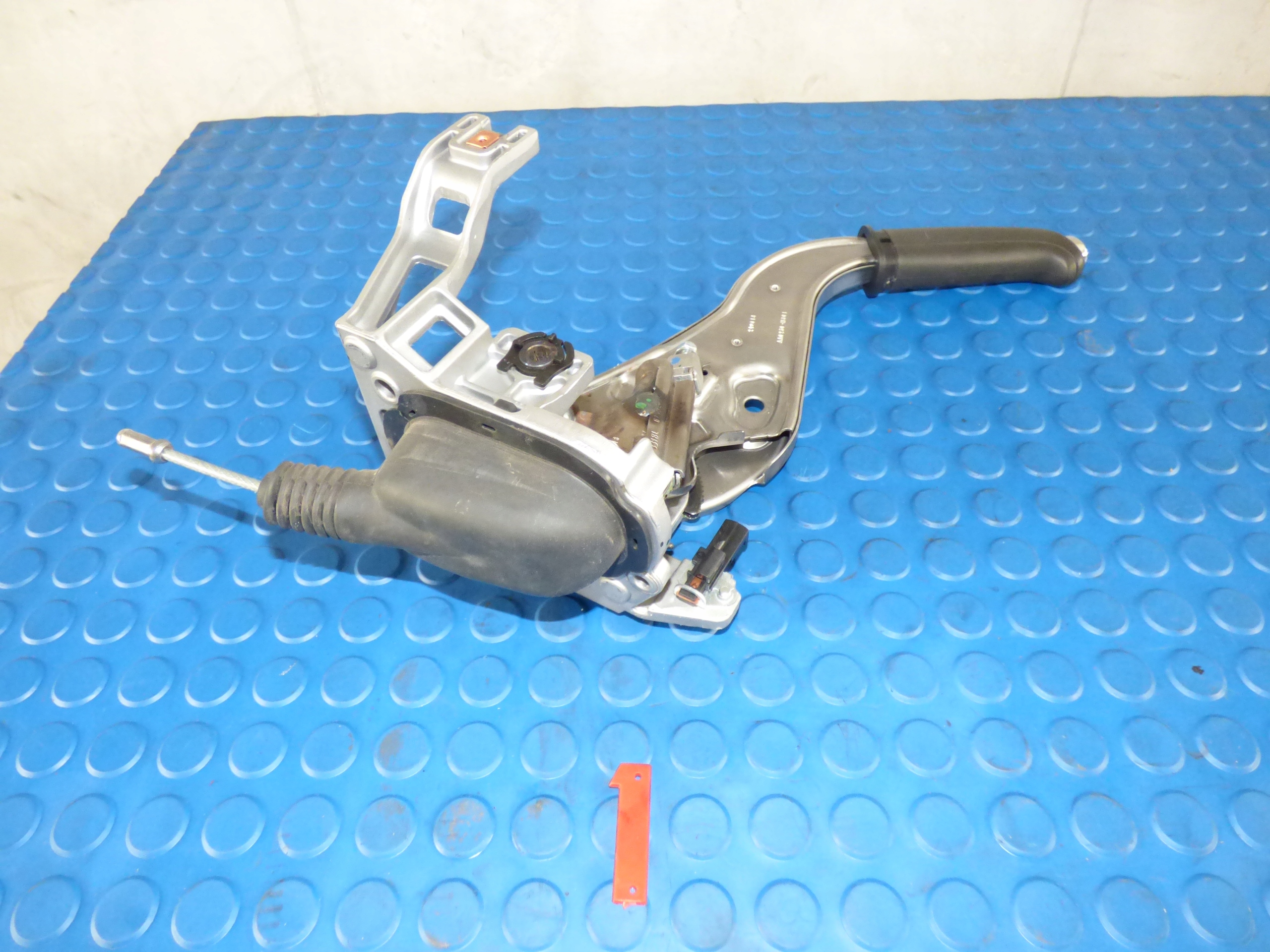páčka elektrická brzda 39093293 OPEL ASTRA K V