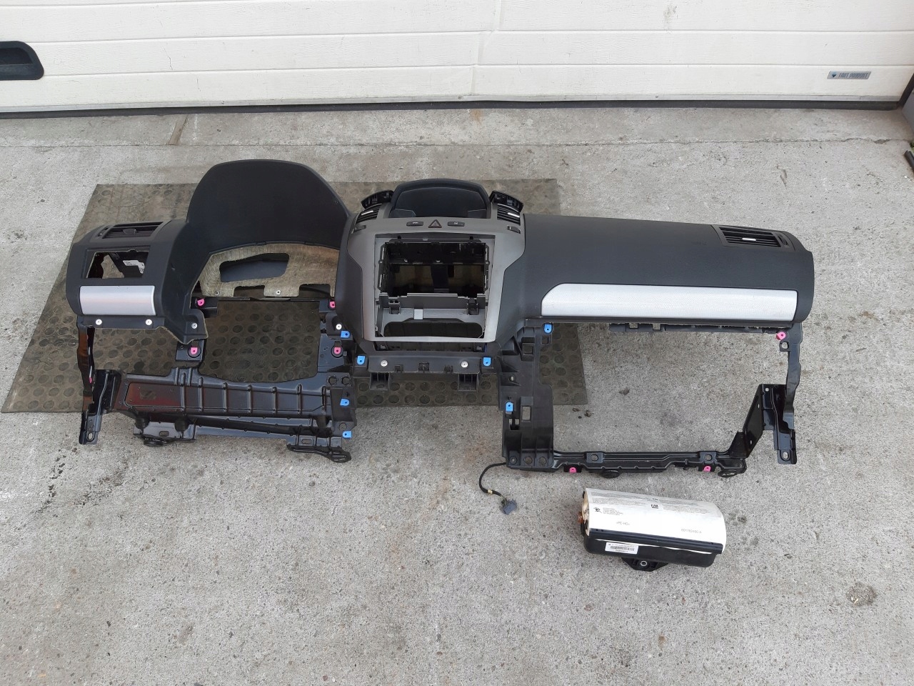 OPEL ZAFIRA B 06R ПАНЕЛЬ КАБИНЫ ПОДУШКА