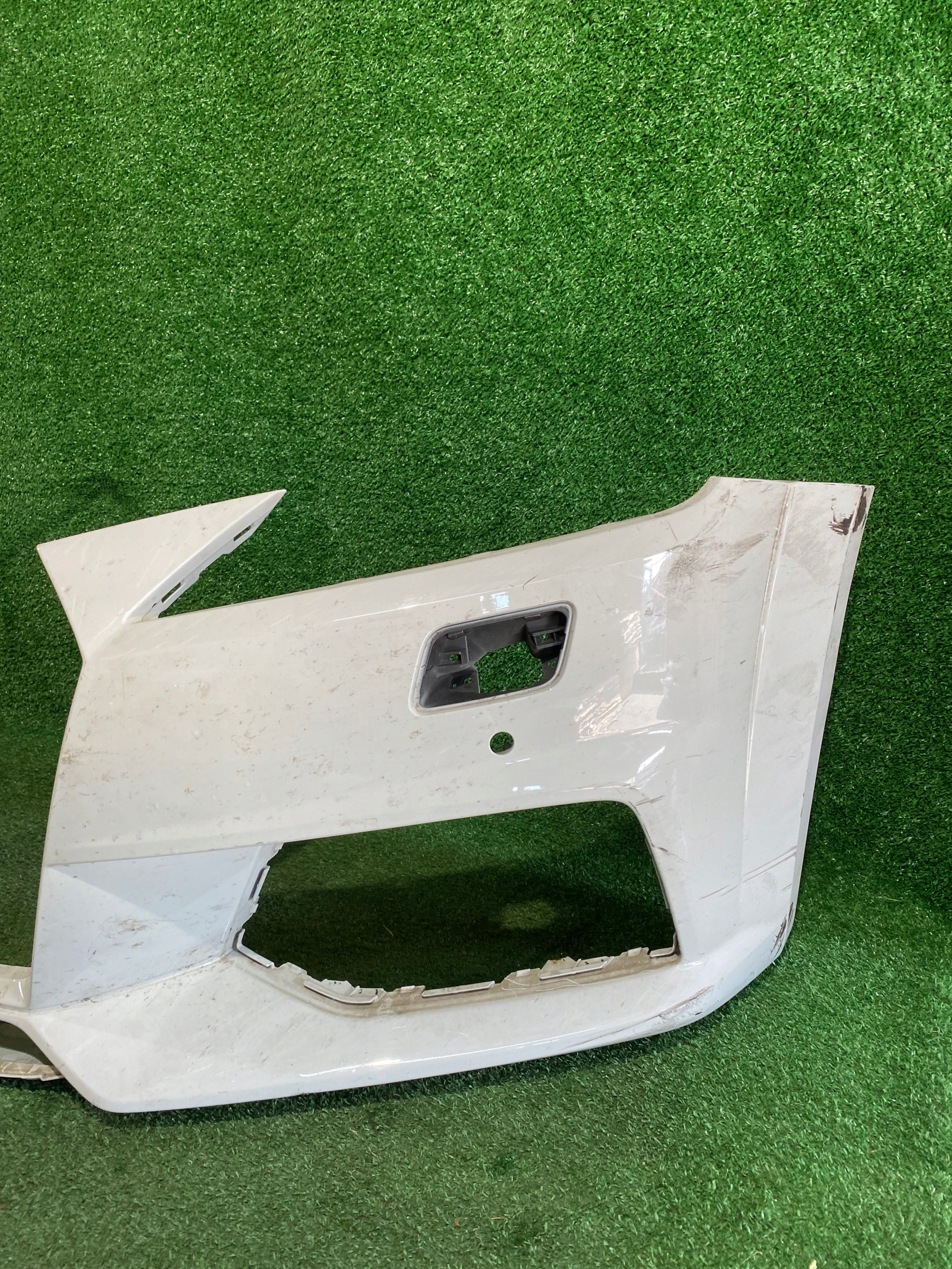 Frontstoßstange vorne AUDI TT 8S0 14