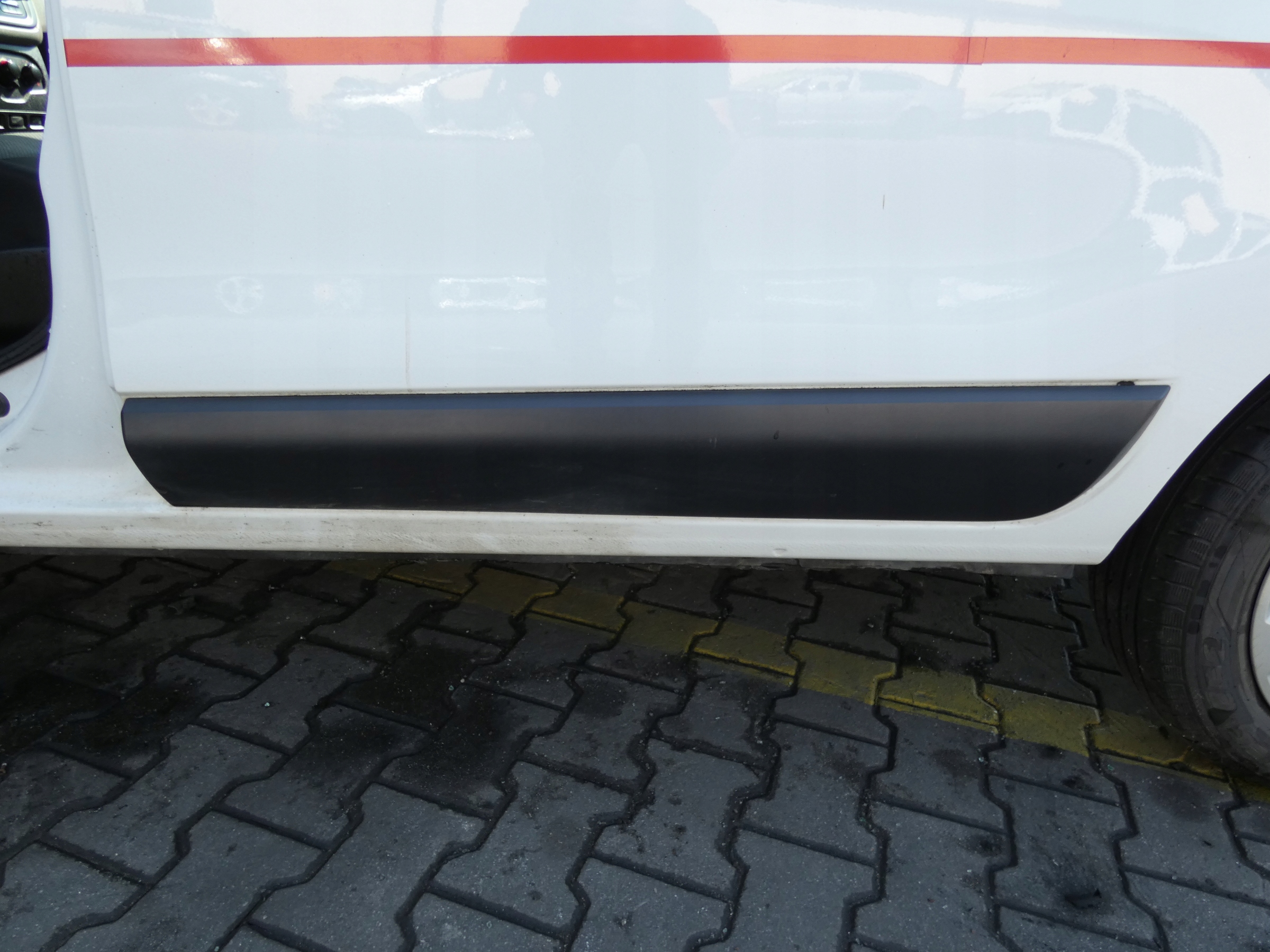 LISTWA BLENDA LEWY BOK DACIA DOKKER VAN FURGON 2017-2021