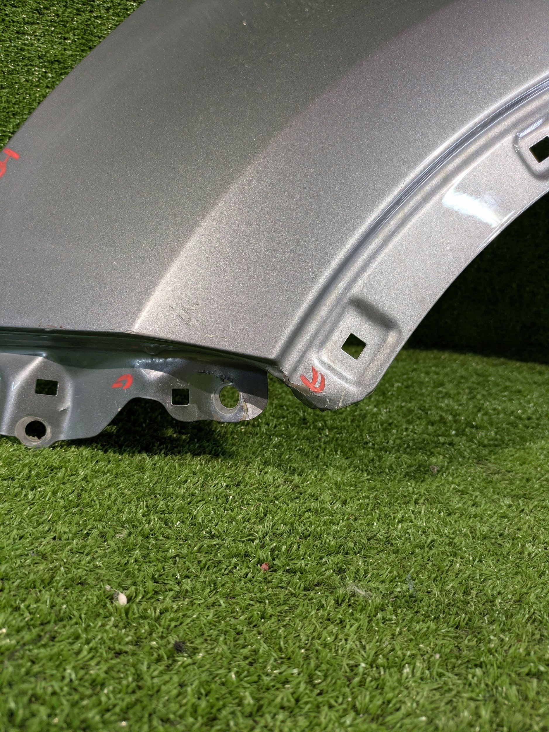 fender front left front KIA SPORTAGE IV NR.604