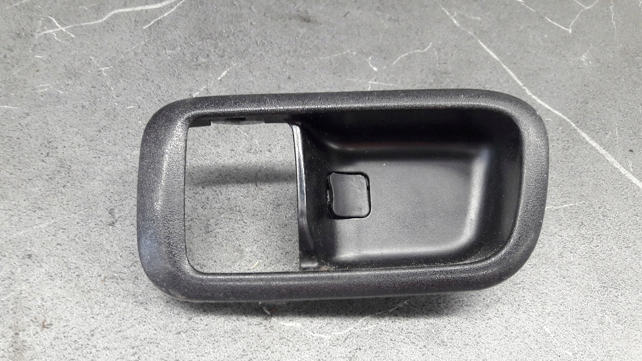 69278-22050 рамка ручки левый lexus RX