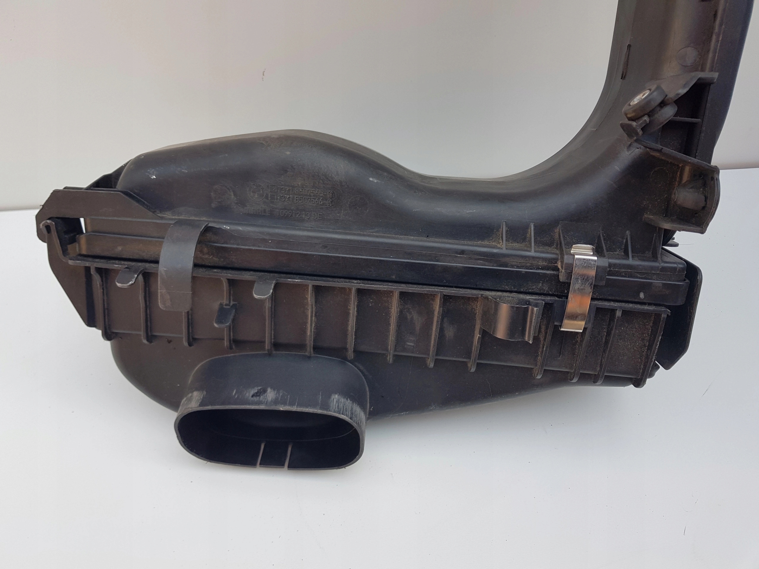 BMW X3 F25 F10 F11 F01N OBUDOWA FILTRA POWIETRZA Typ silnika Diesel