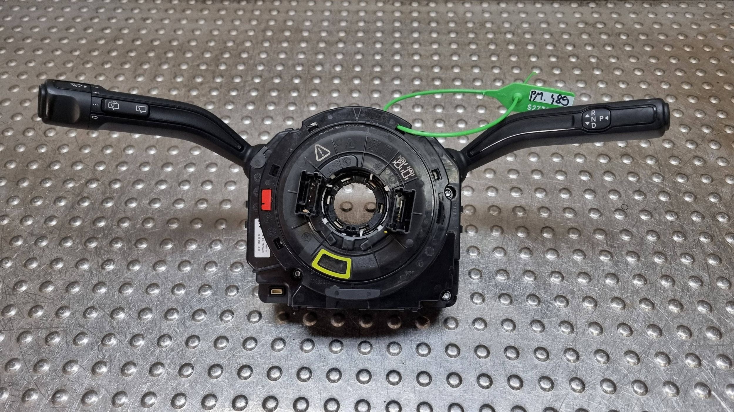 control steering wheel levers and controls ring 10139371-11 MERCEDES SPRINTER W907