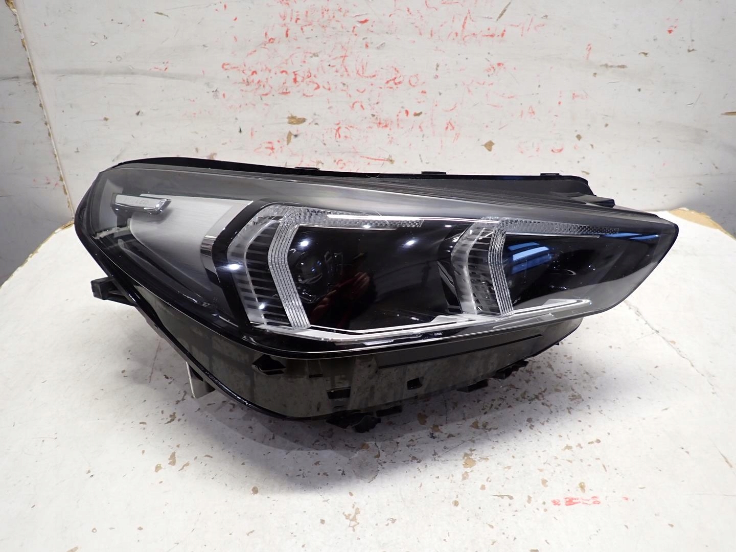 light front front right BMW X1 U11 2022- FULL LED 5A9A228-01