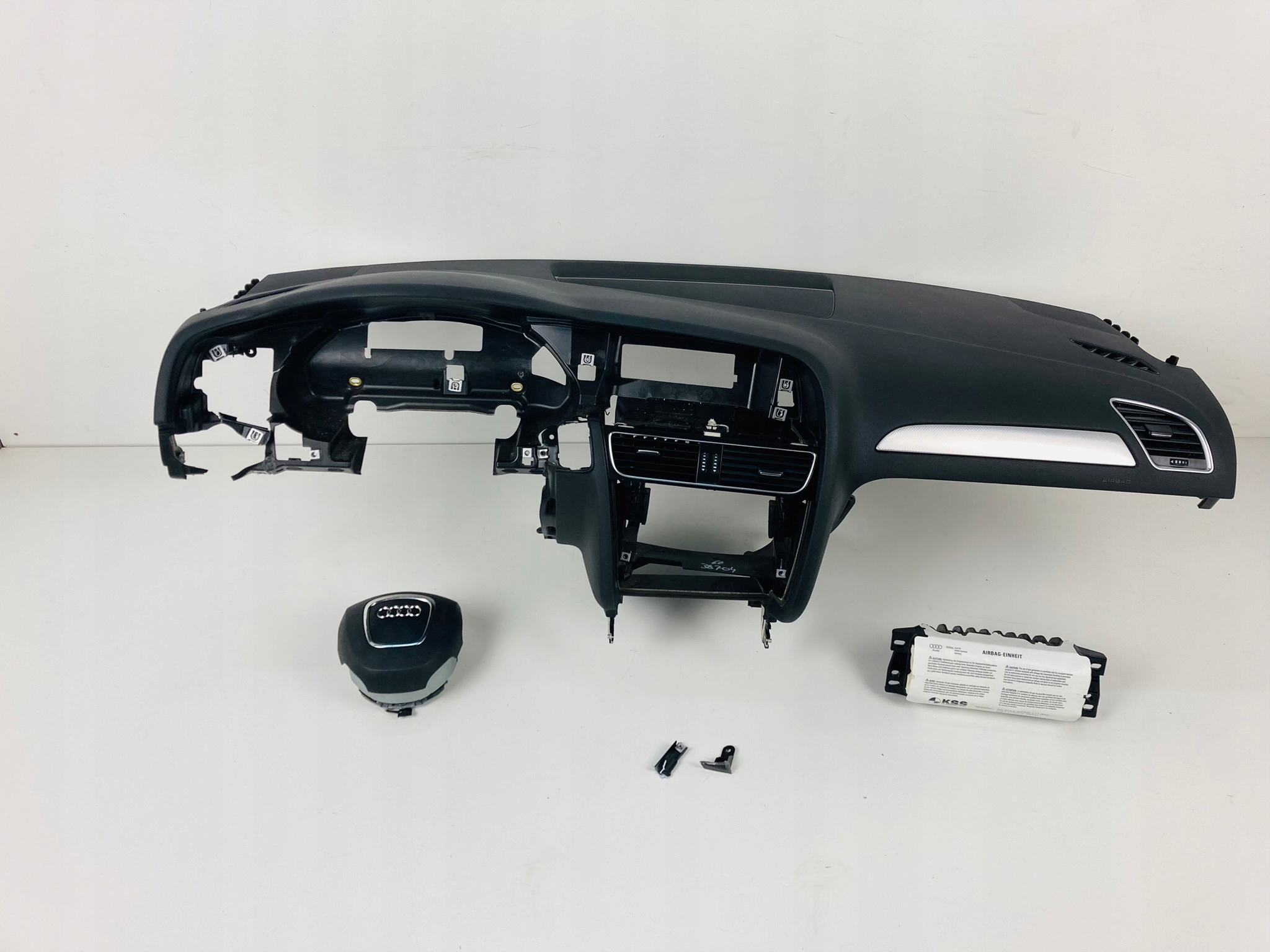 Ауди А4 В8 доска консоль подушки комплект оригинал
