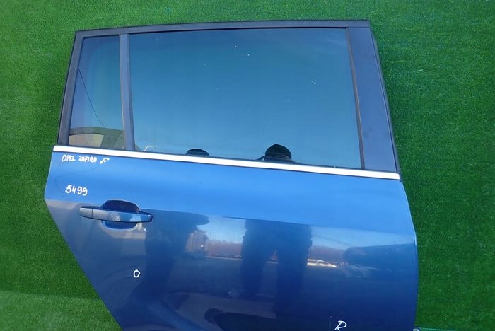 OPEL ZAFIRA C door right rear. rear part