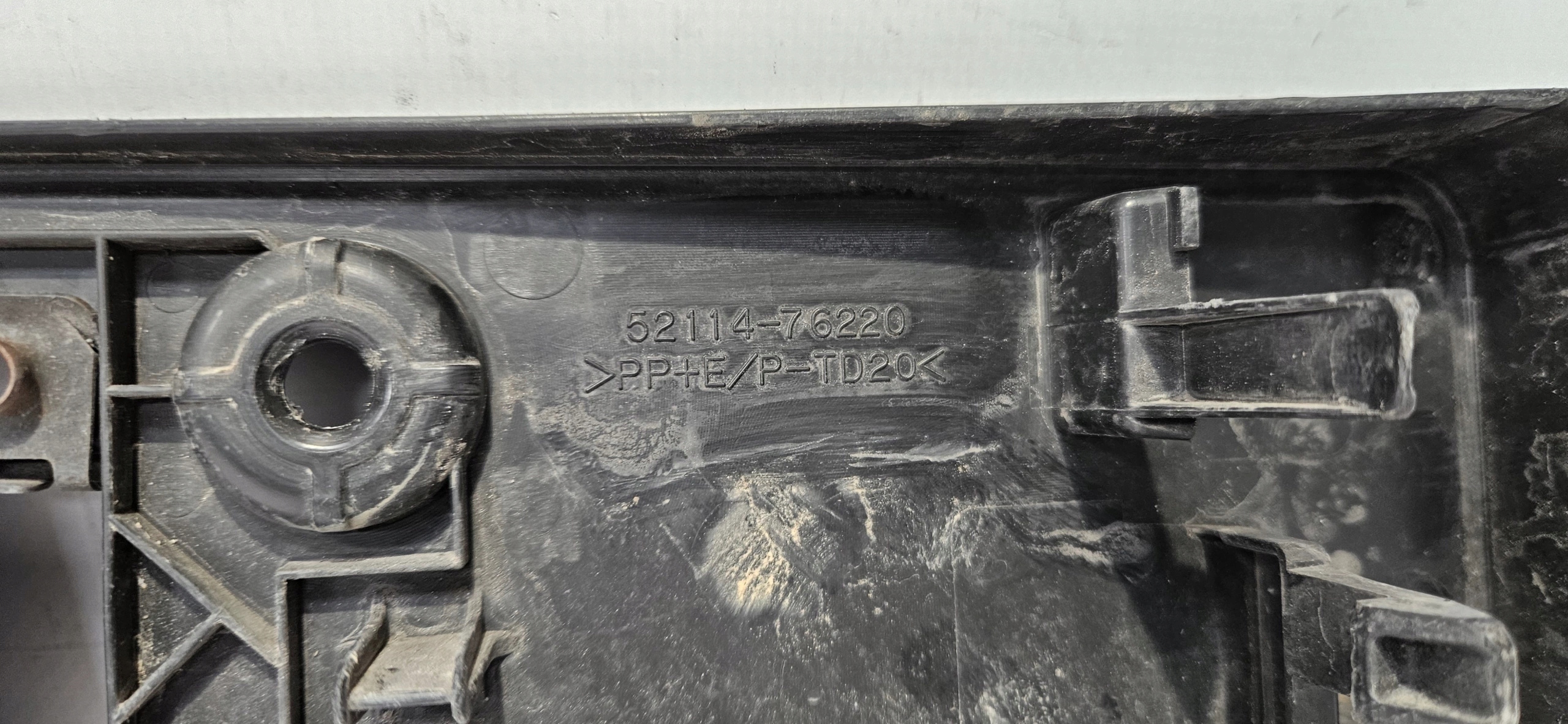 pad below TABLICE LEXUS CT original 52114-76220