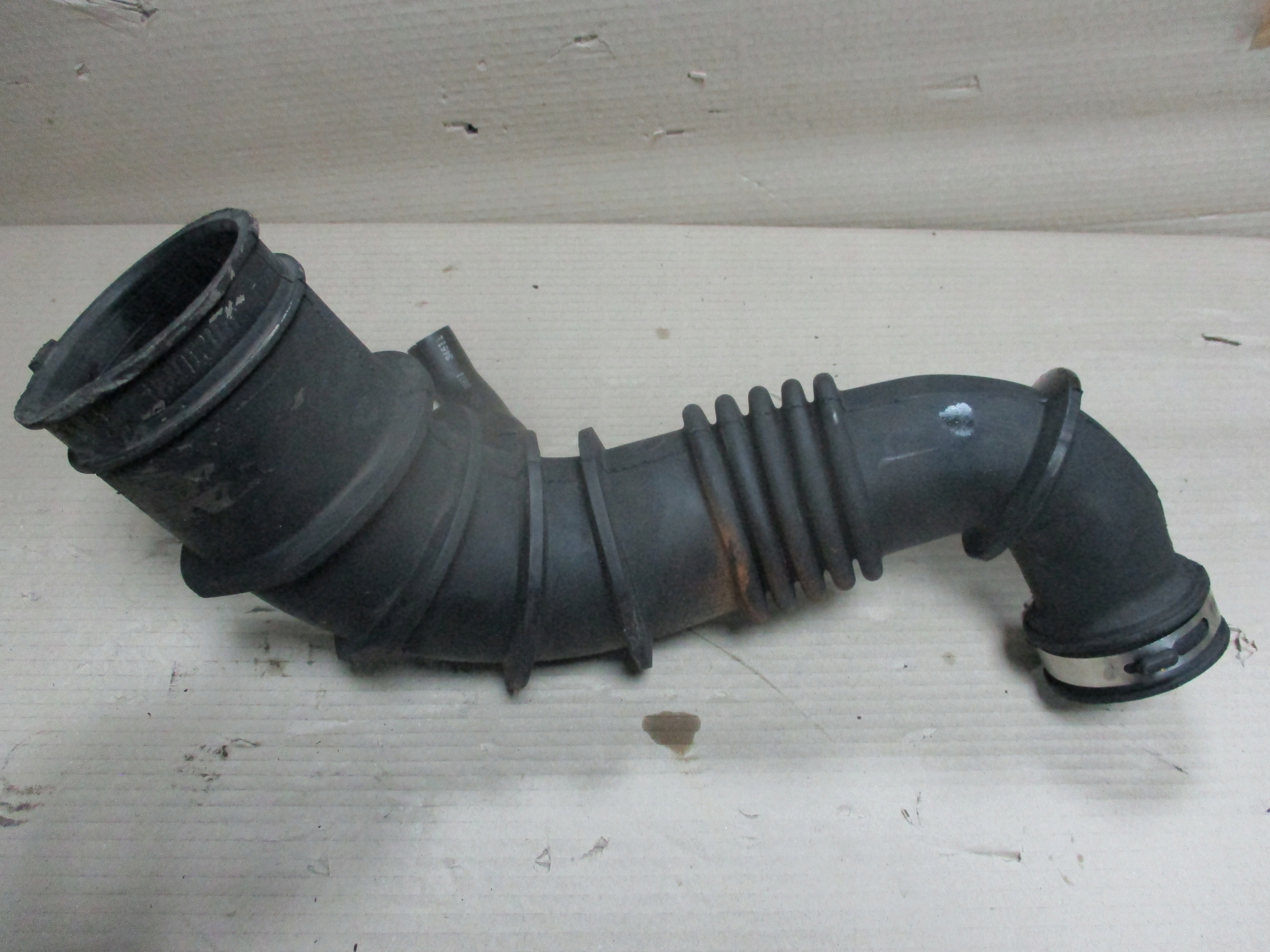 pipe hose air Jeep Grand Cherokee 3.1 TD