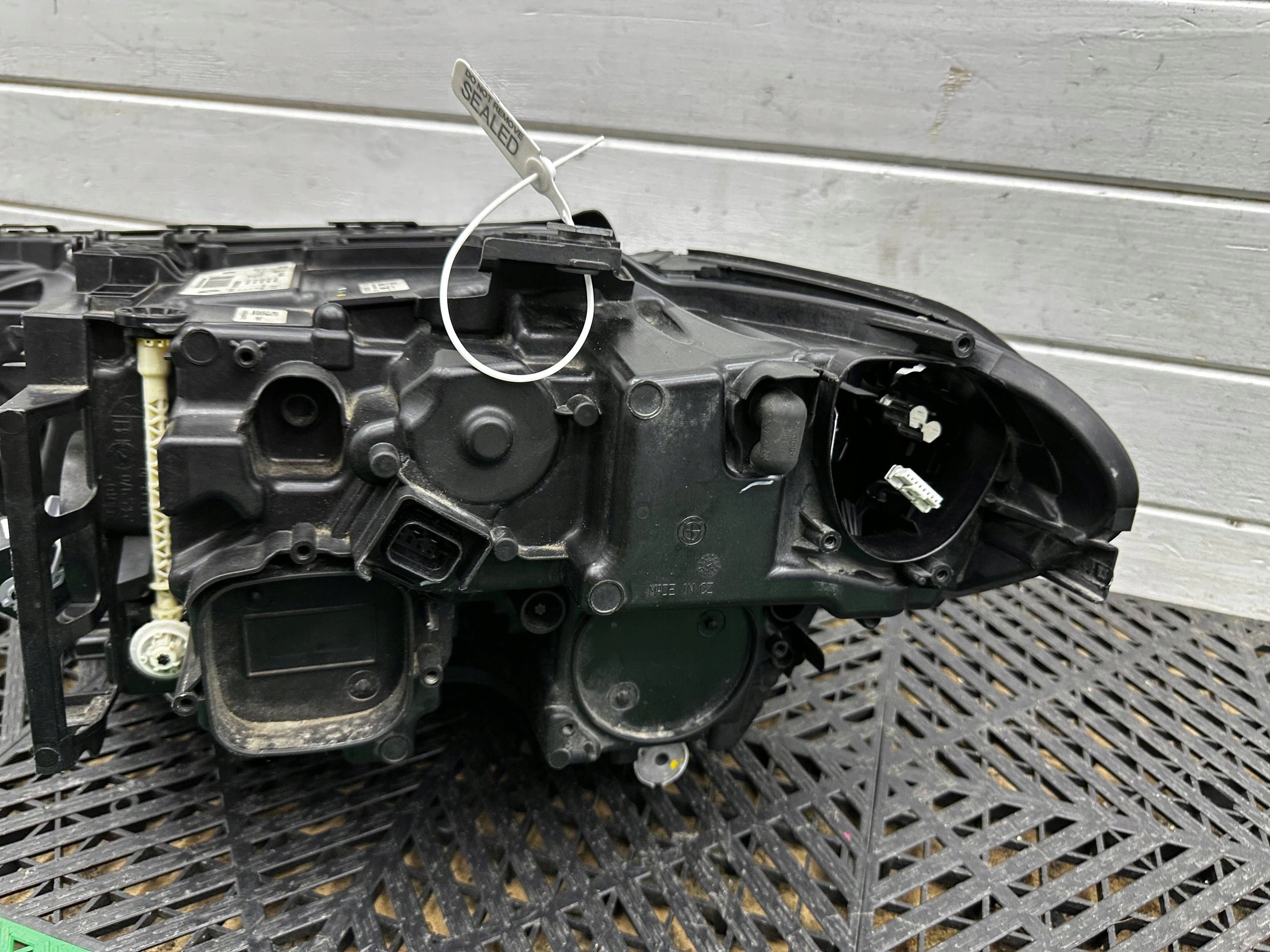 light front side right BMW 5 G30 G31 LCI LIFT 9850582
