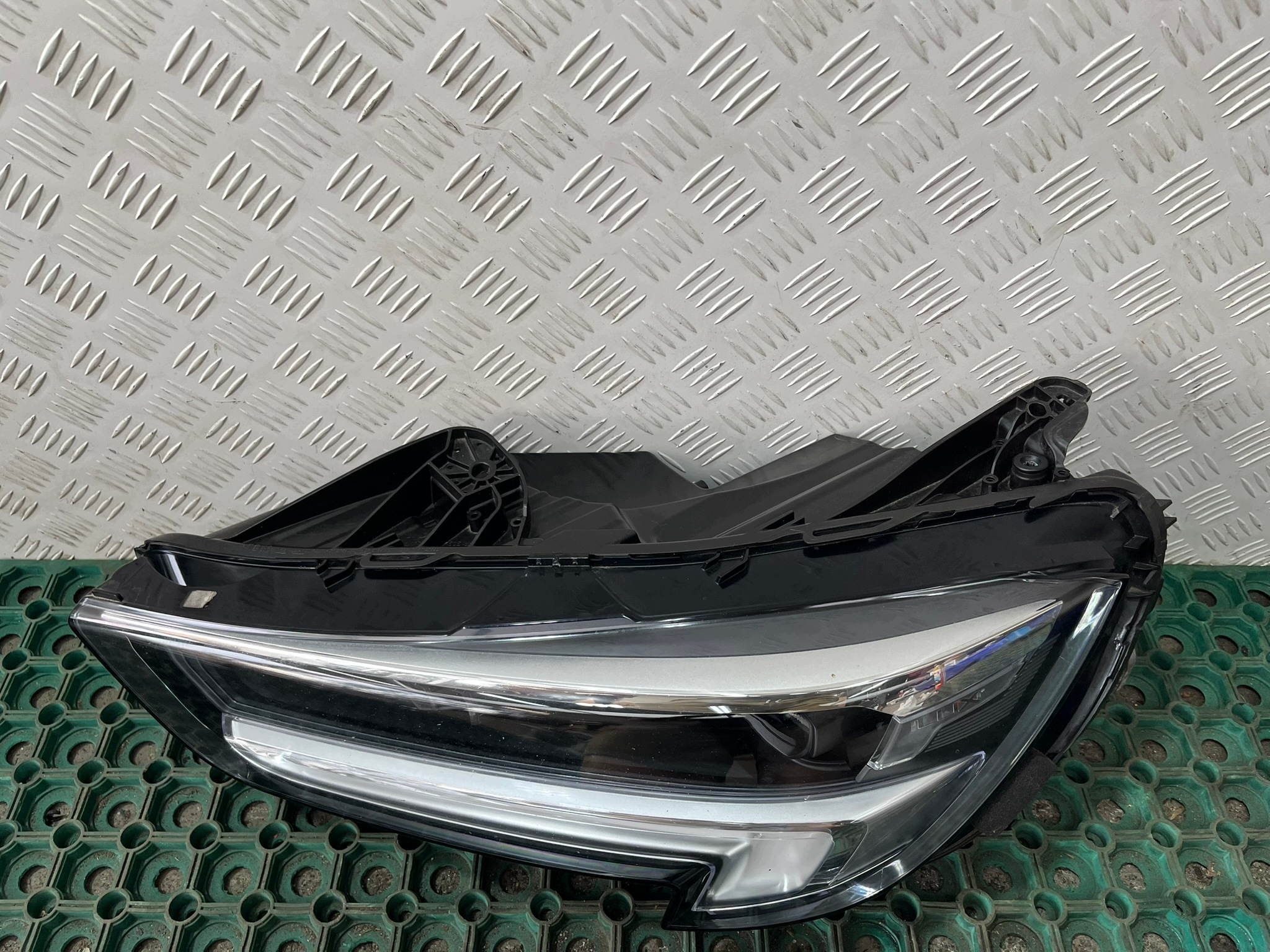 OPEL INSIGNIA B LIFT 20- light front left FULL LED LUX 39136835 IDEALNA