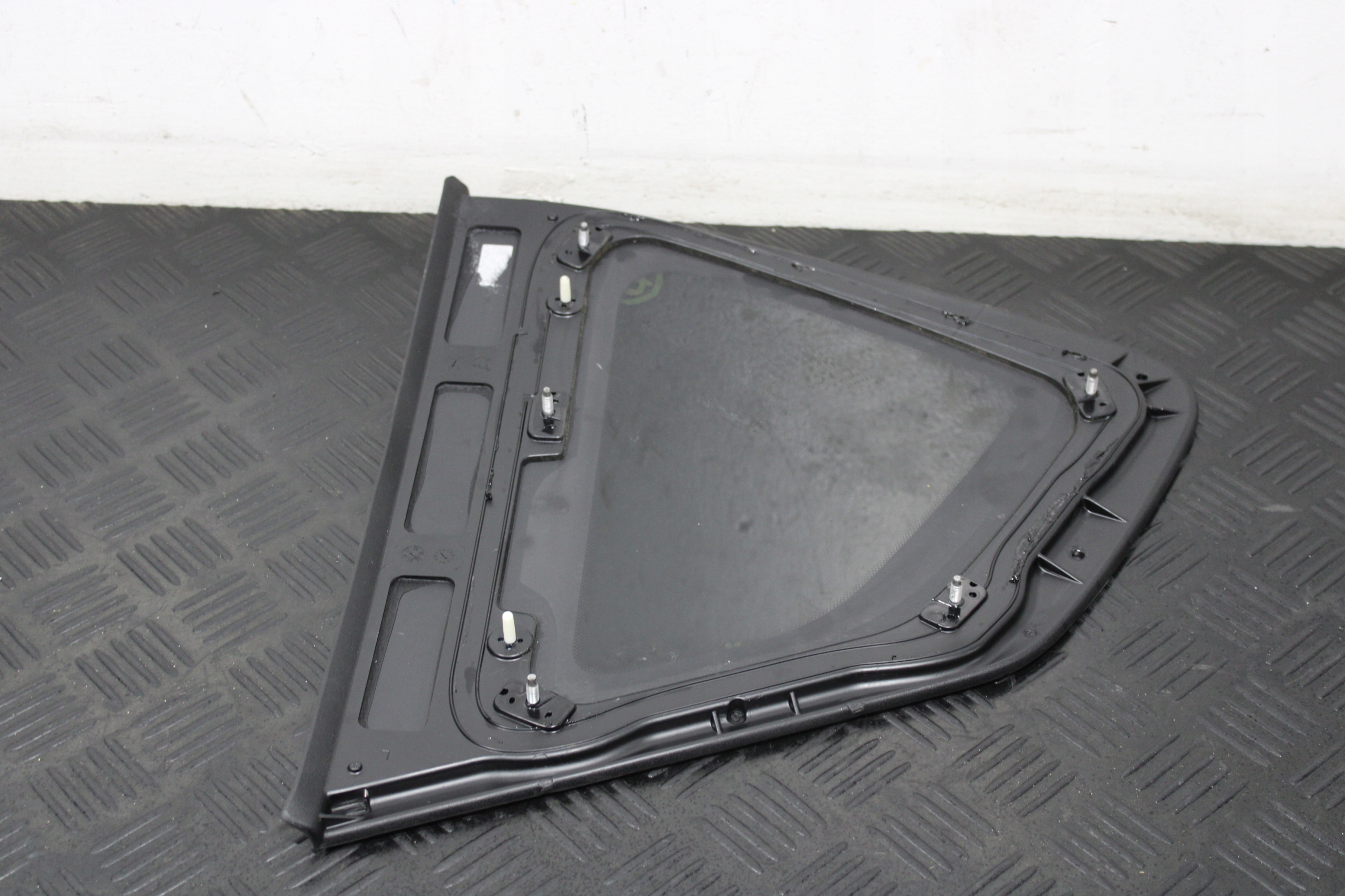 window bodywork left rear part SSANGYONG REXTON 2 II G4