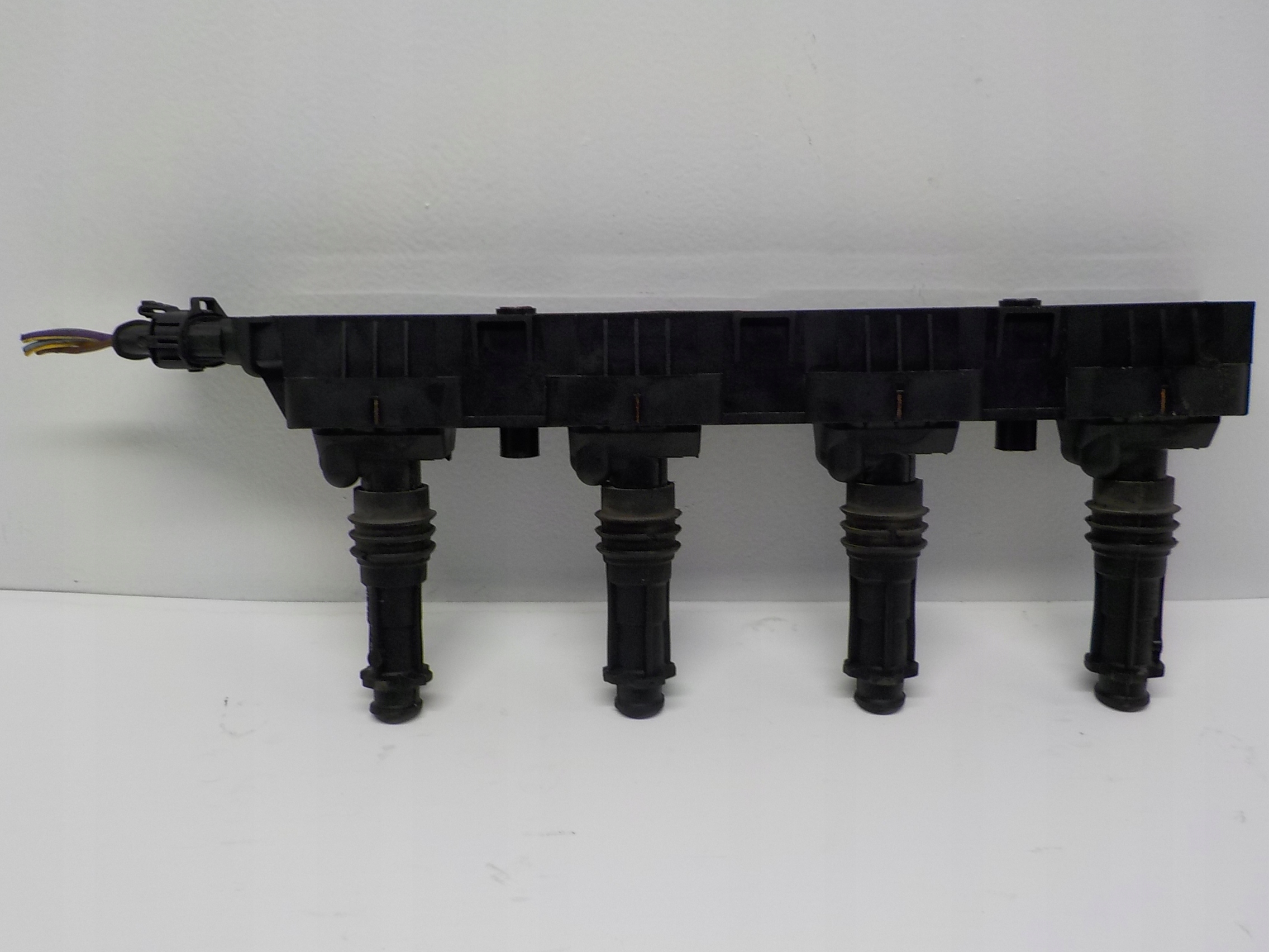 CORSA ASTRA 1.2 1.4 TWINPORT CEWKA ZAPŁONOWA BOSCH 0221503472