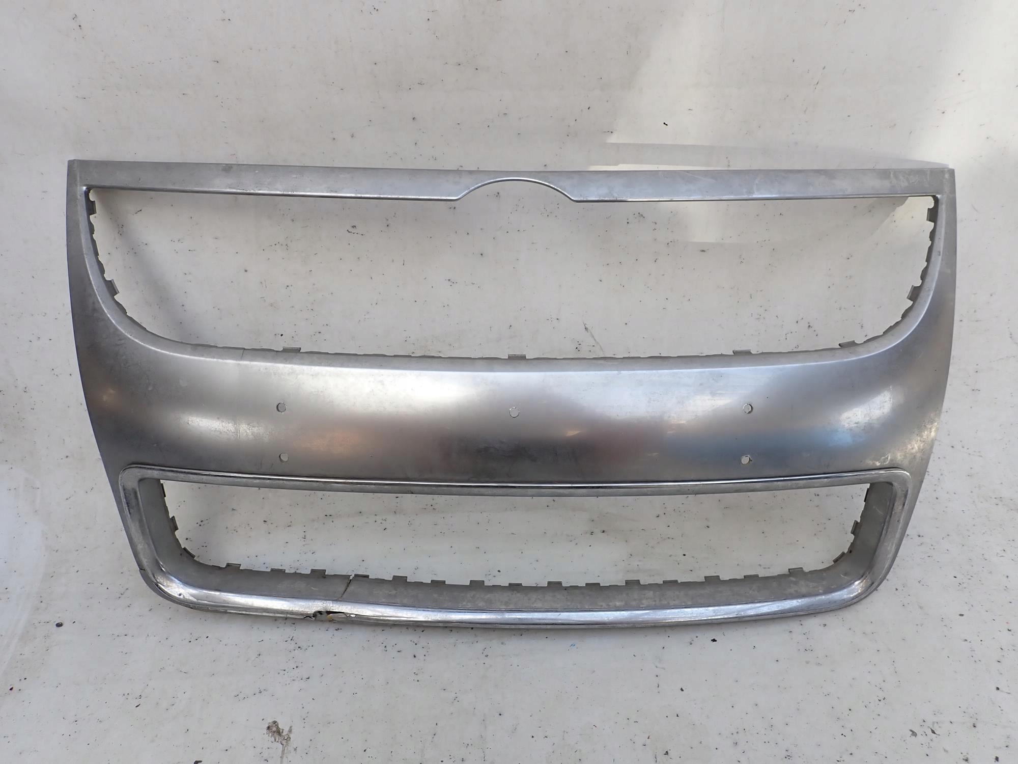 VW TOUAREG e 1 LIFT 06-10 Griglia GRIGLIA