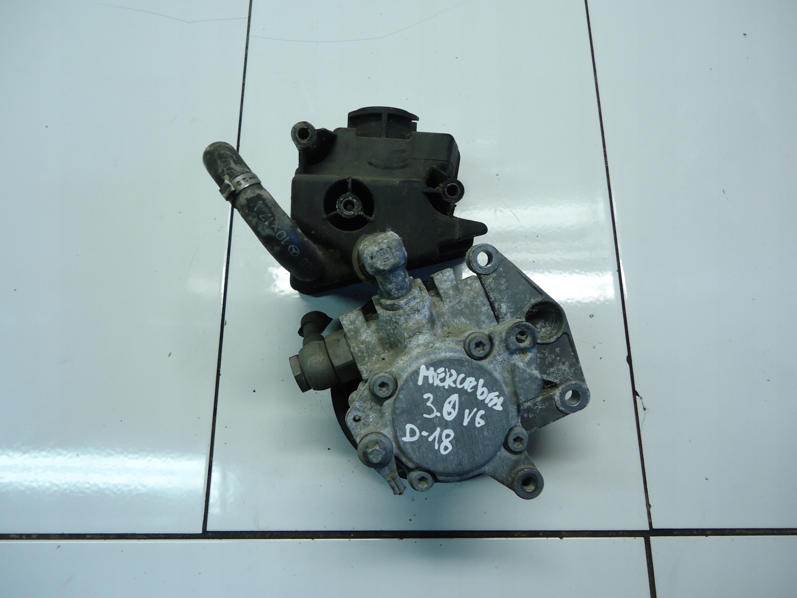 MERCEDES W203 3.0 servo pump 0054661601