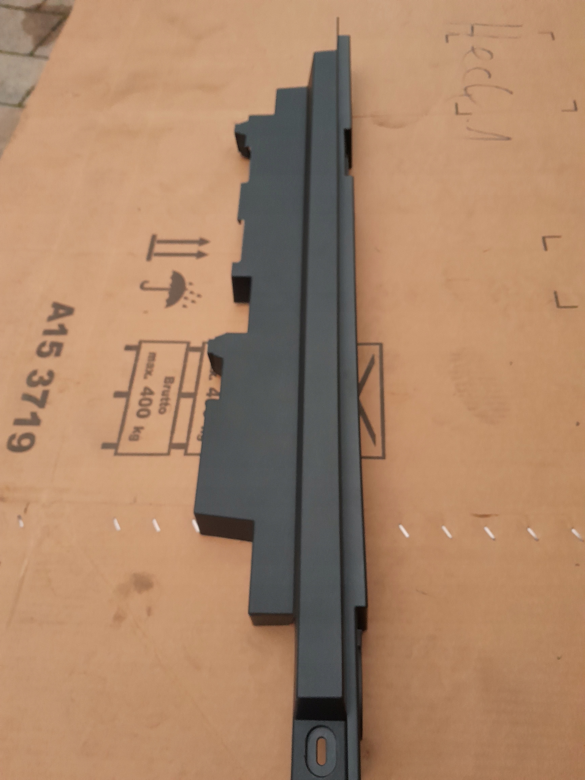 4KE861828A - AUDI E-TRON 55 4K ОБИВКА БАГАЖНИКА