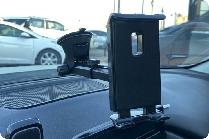 UCHWYT DO AUTA SAMOCHODOWY NA TABLET TELEFON DO SZYBY KOKPIT REGULOWANY Waga produktu z opakowaniem jednostkowym 0.3 kg