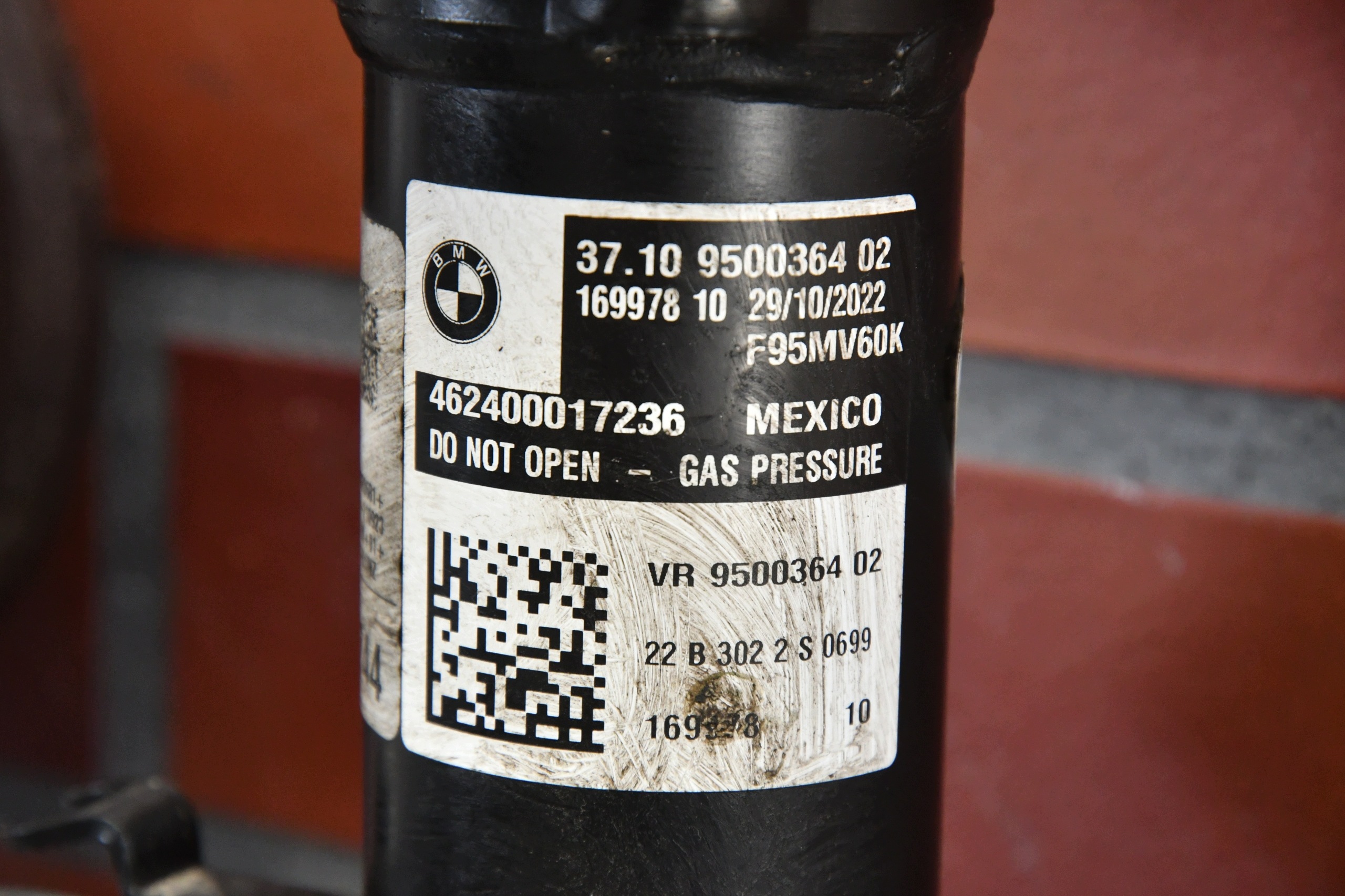 swing right front front shock absorber right BMW X5M F95 X6M F96 75km