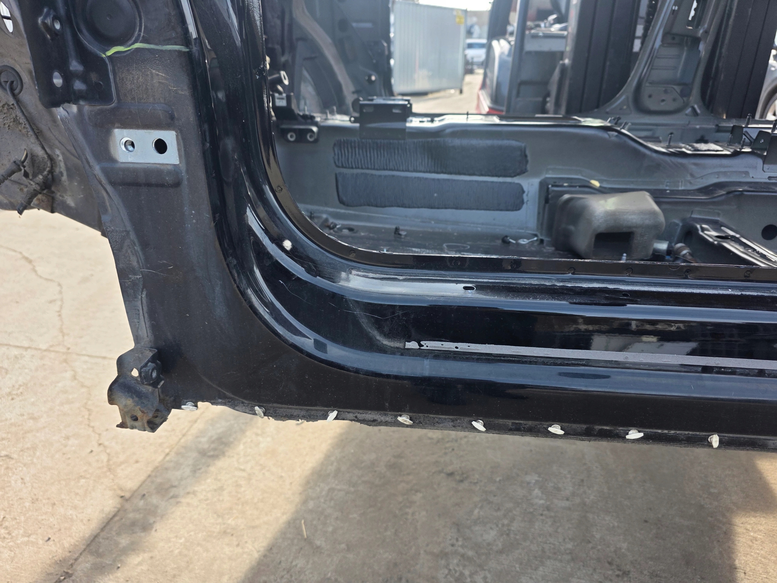 quarter threshold left side driver´s AUDI Q3 8U 2011-2016 original !!!