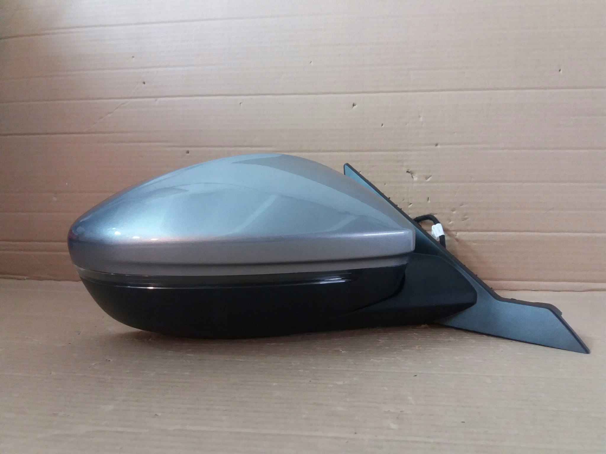 JEEP AVENGER 2023r- LUSTERKO PRAWE (6+2) 8 PIN EU