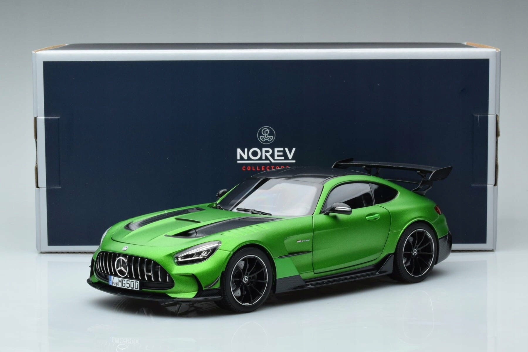 NOREV Mercedes-Benz AMG GT ダークブルー 1/18 NOREV Mercedes-Benz