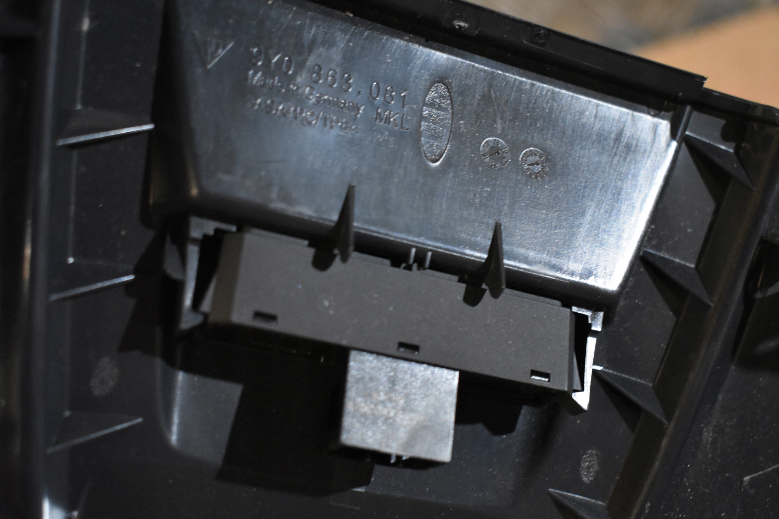 IDEALNE mirror inner reversely PORSCHE CAYENNE 9Y 4 PIN 1