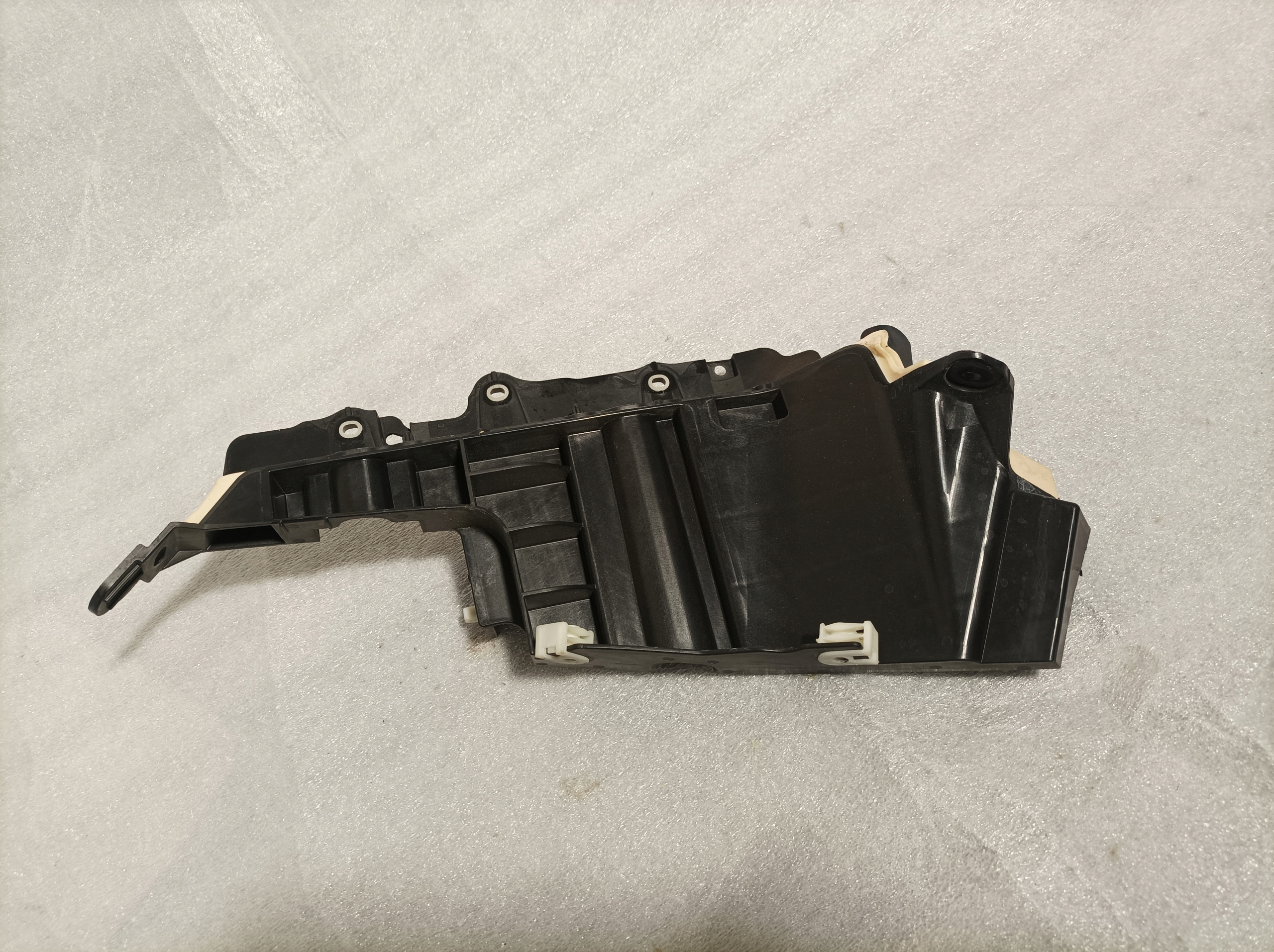 BMW X7 G07 SCIANA iron left 9866390
