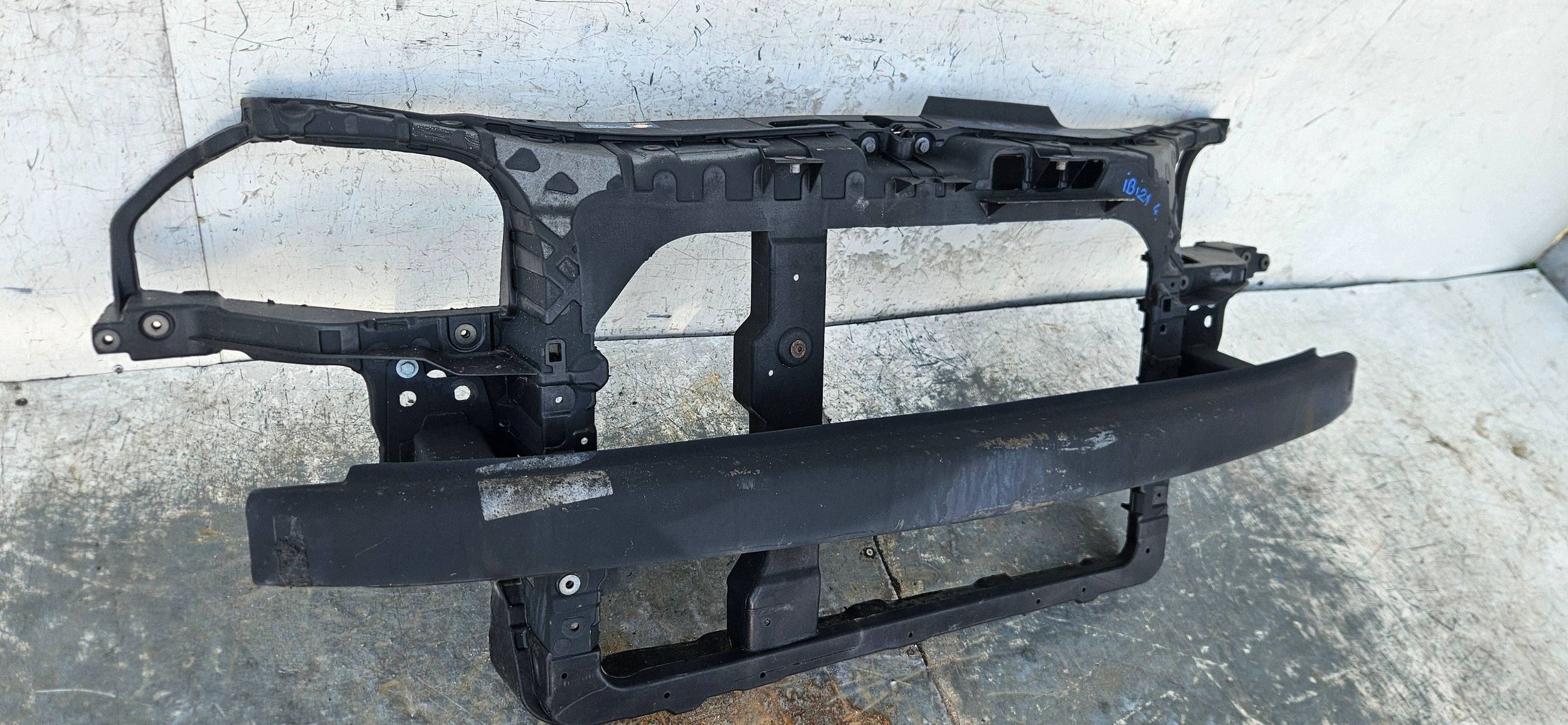 Seat Ibiza III 3 6l 02-08 support panel for radiators pillar