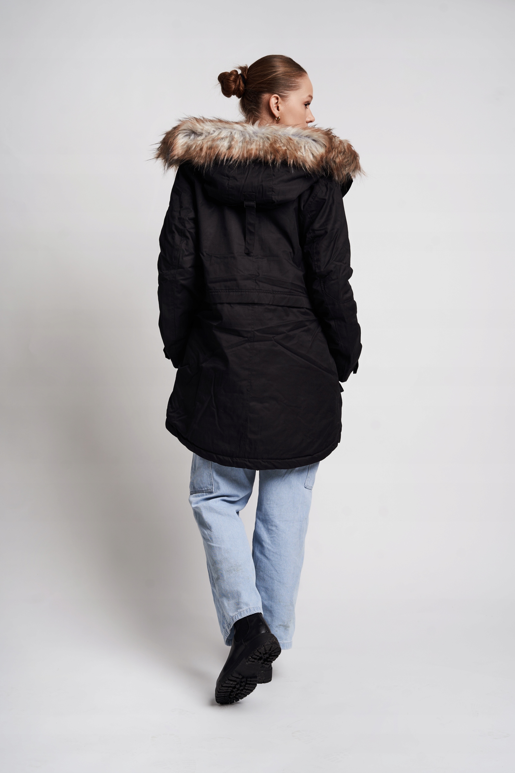 CZARNA OCIEPLANA KURTKA PARKA KAPTUR FUTERKO MIŚ 4PH MLF__L / 40 Rozmiar L