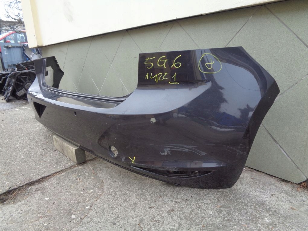 VW GOLF VII 7 bumper rear part
