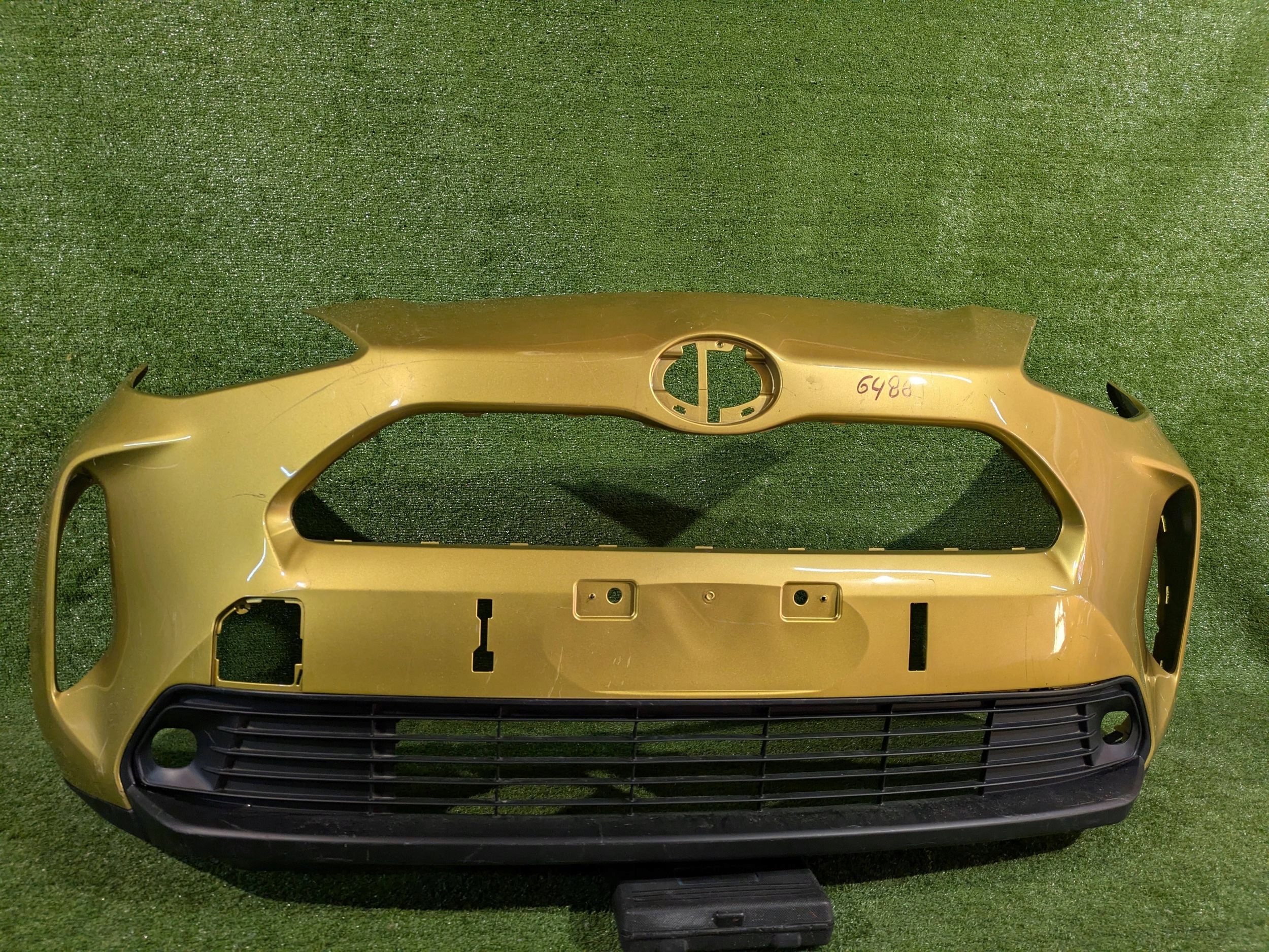 front bumper front TOYOTA YARIS CROSS 21- NR.Z6488
