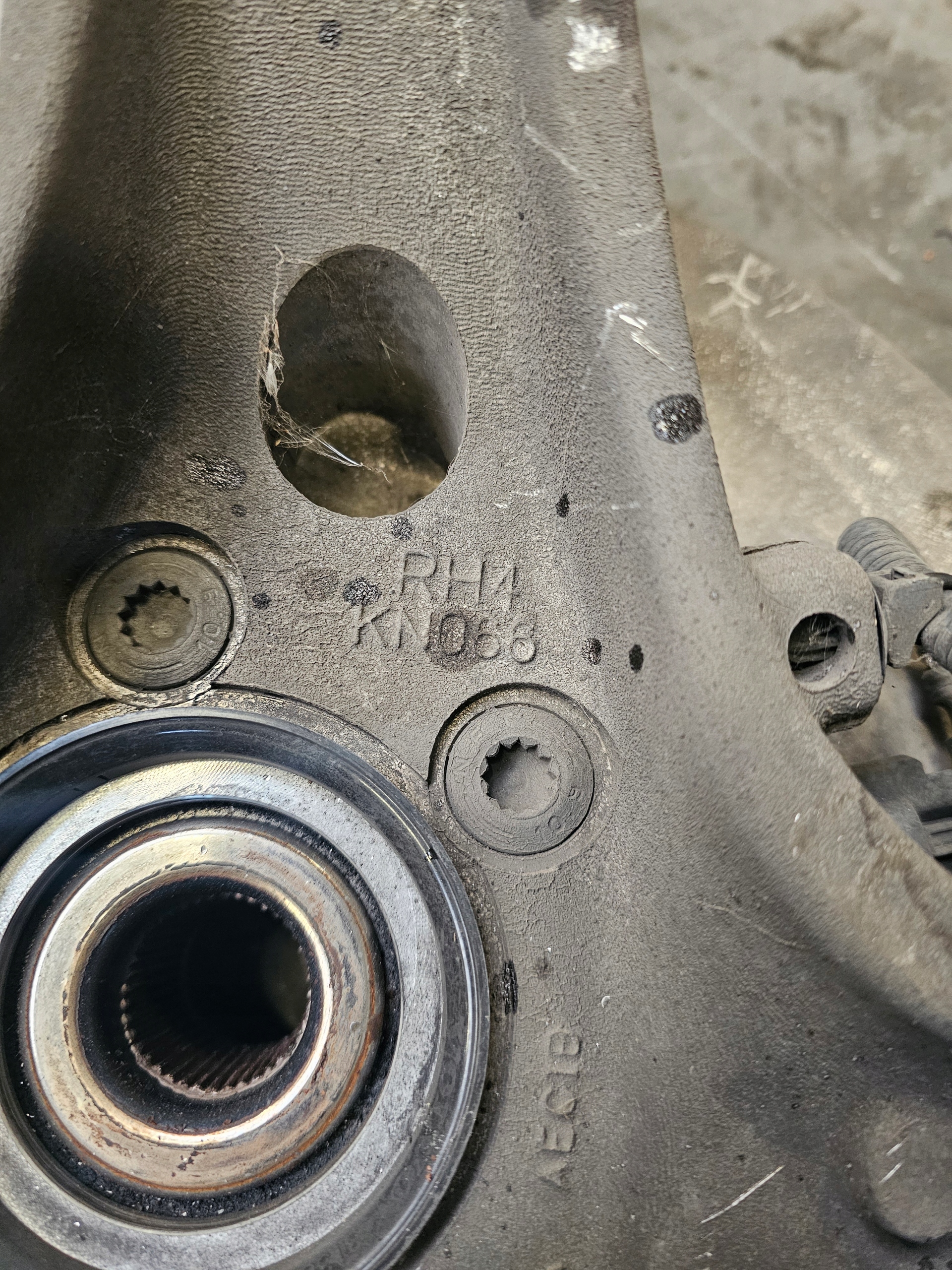 swing left front left front 31682225 VOLVO S90 II V90