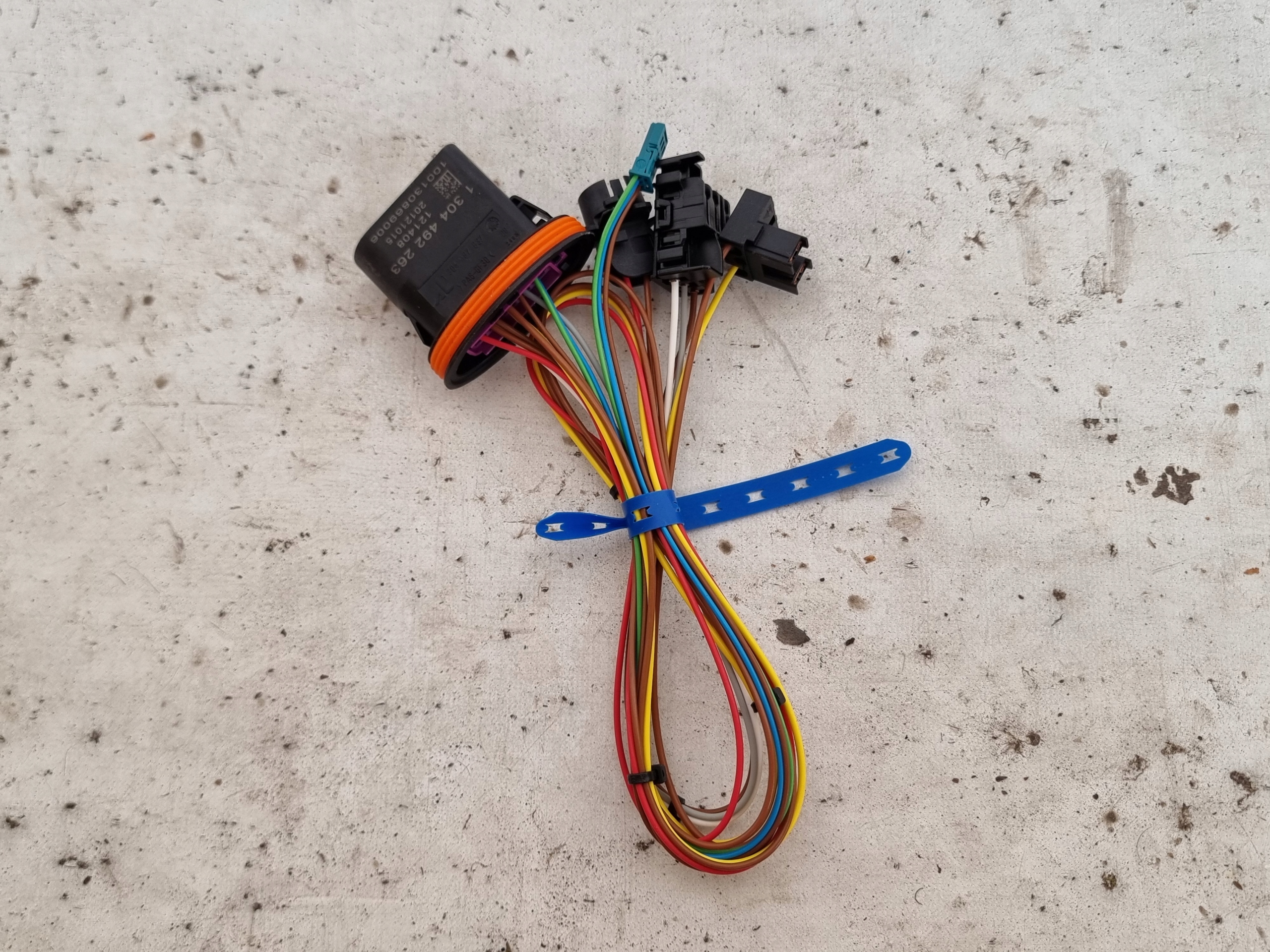 SKODA OCTAVIA III 12-> bundle wiring REFLEKTORA lights front 1304492263