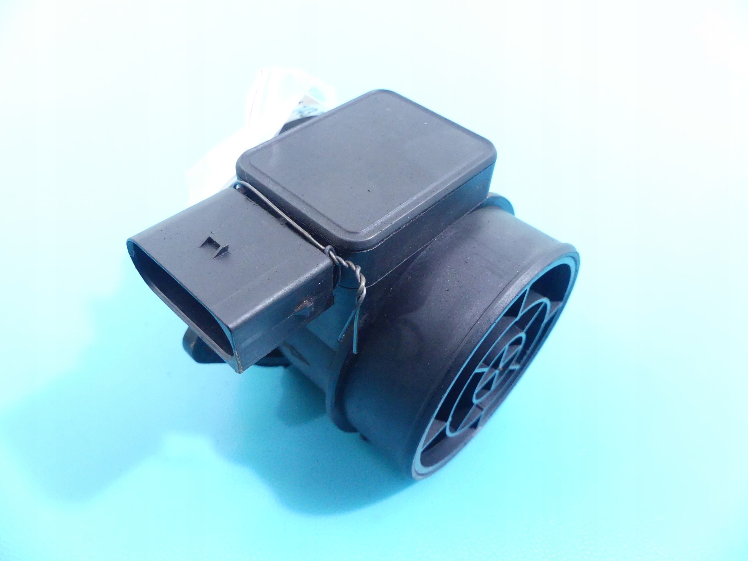 5WK9649, 28164-25000 - РАСХОДОМЕР KIA CARENS III 06-13 2.0 16V